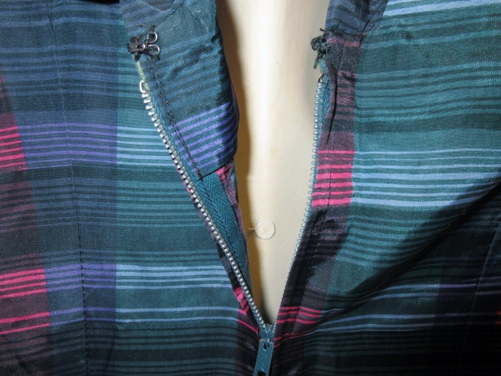 VTG 50’s Jonathan Logan Dress Rockabilly Satin Stripe Pleated 11 32/24/36 Plaid