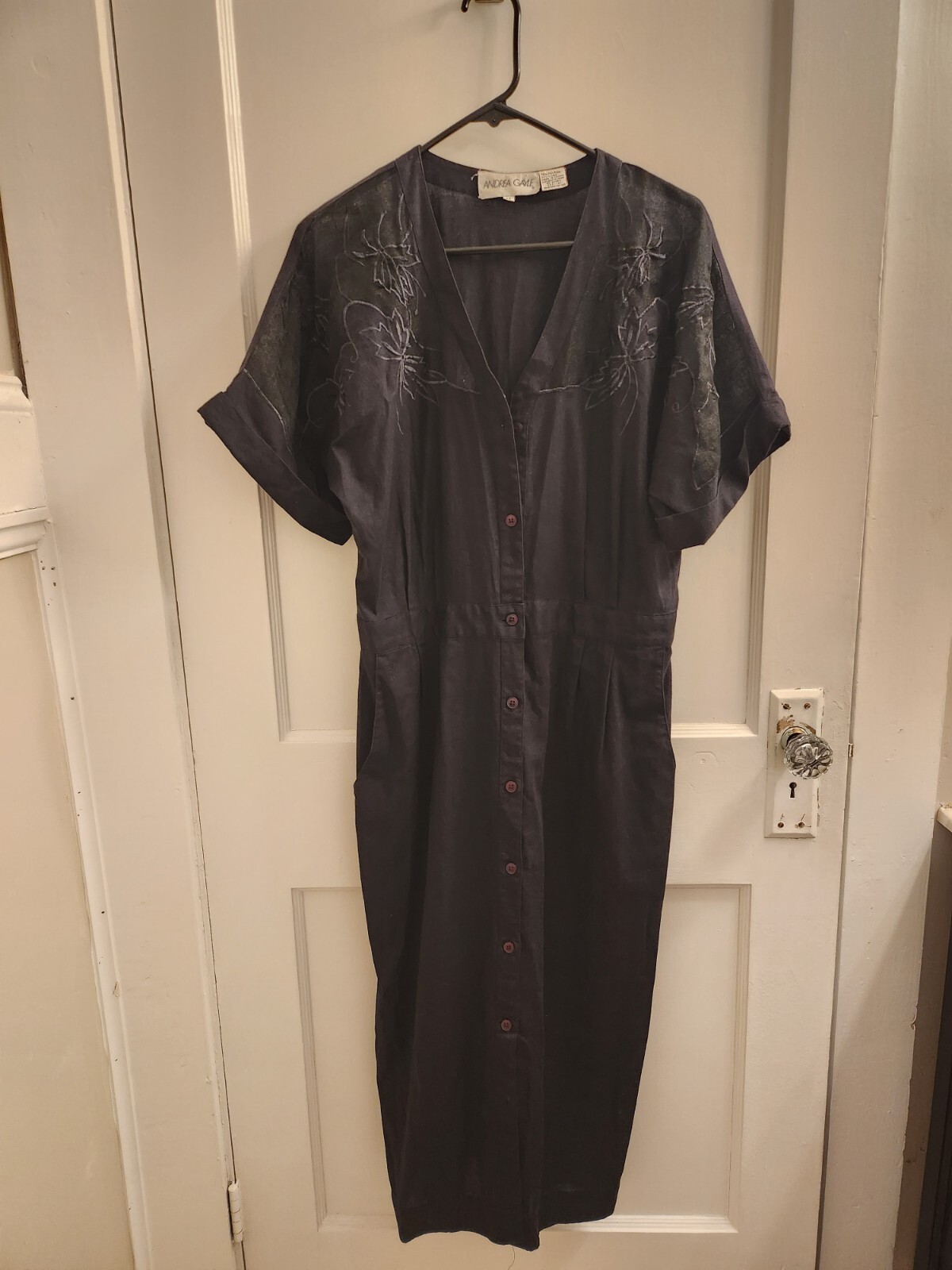 Size 16 Vintage Andrea Gayle Black Pinup Button Down Dress w/ Embroidery Detail