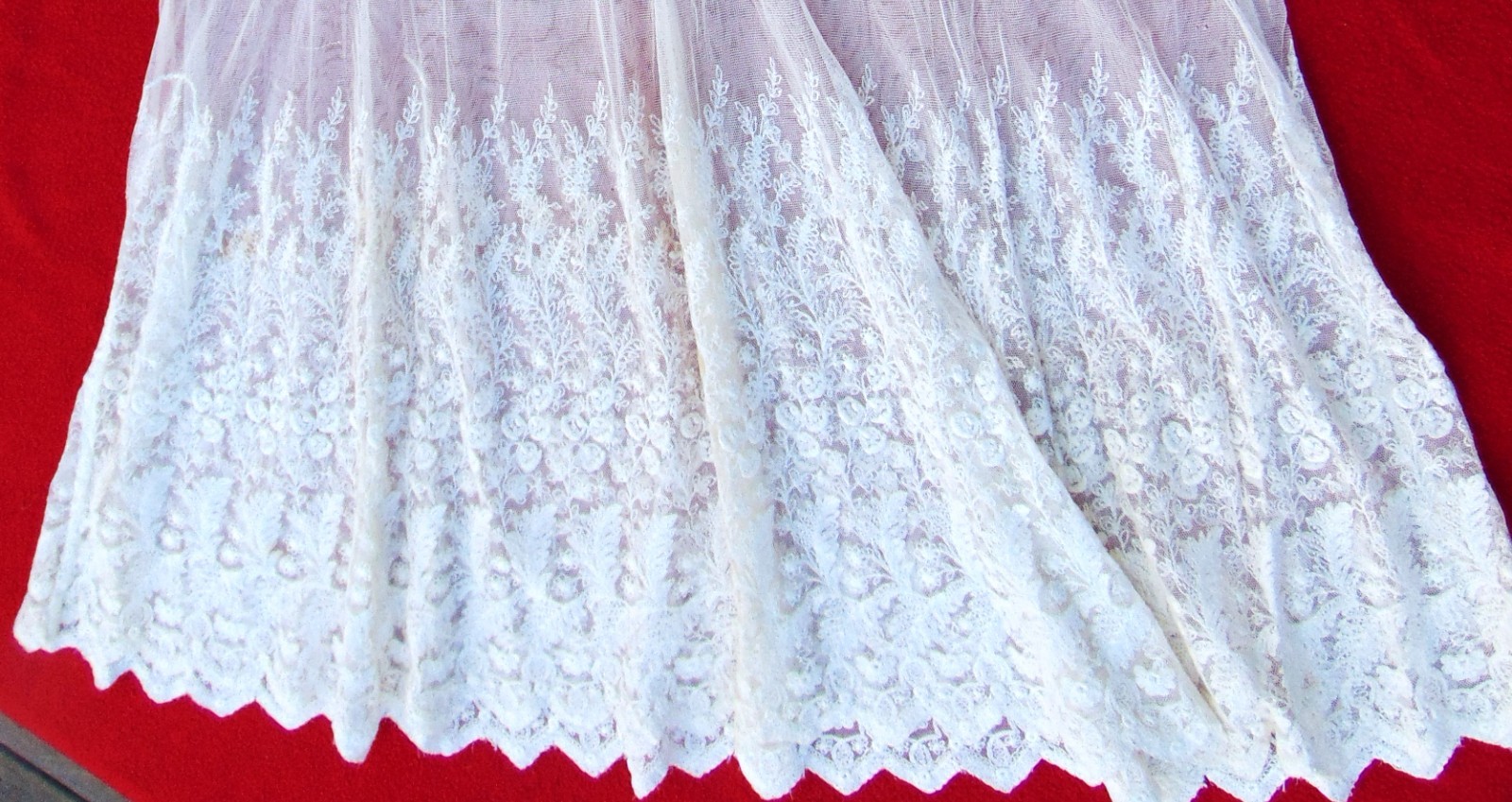 ANTIQUE VICTORIAN COTTON PETTICOAT~1890s ~WOMAN’S MED/LG~LACE BOTTOM~ SLEEVELESS
