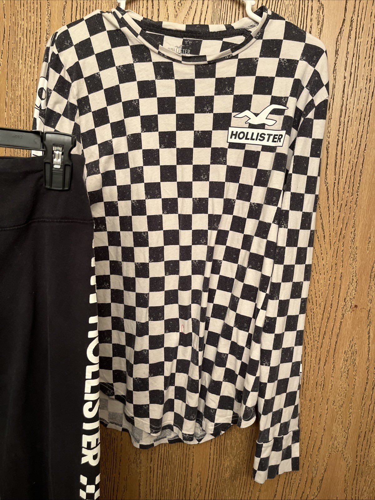 Hollister BLACK WHITE CHECKERED LONG SLV SHIRT RARE SIZE Med Y2K W/ L Pants