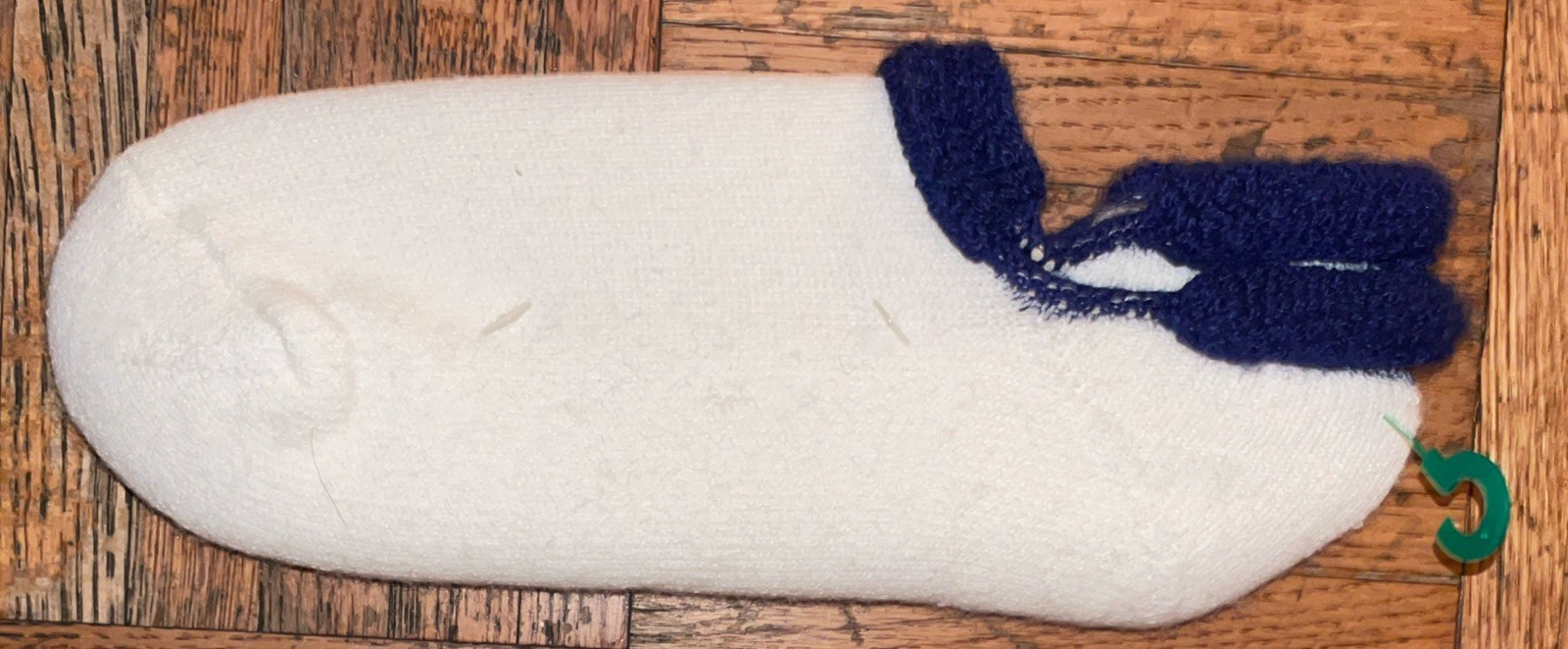 Vintage Women’s Acrylic Blend Socks Roll Blue Ankle SZ 9-11 White Low Cut New