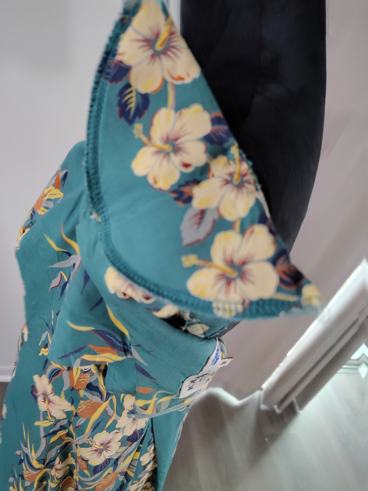 VTG Iolani Hawaiian Muumuu Maxi Dress M Teal Floral Rayon Pleated Filigree…