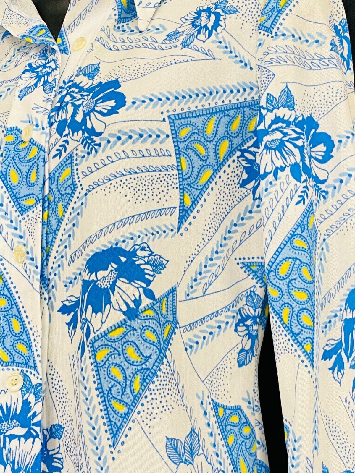 Vintage 1970s white blue shirt blouse top long sleeve floral poppy paisley S