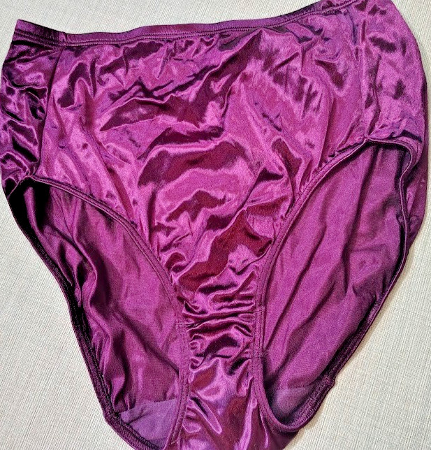 Vintage Delicates Glossy Purple Satin Brief Panties Underwear Size 7 NWOT