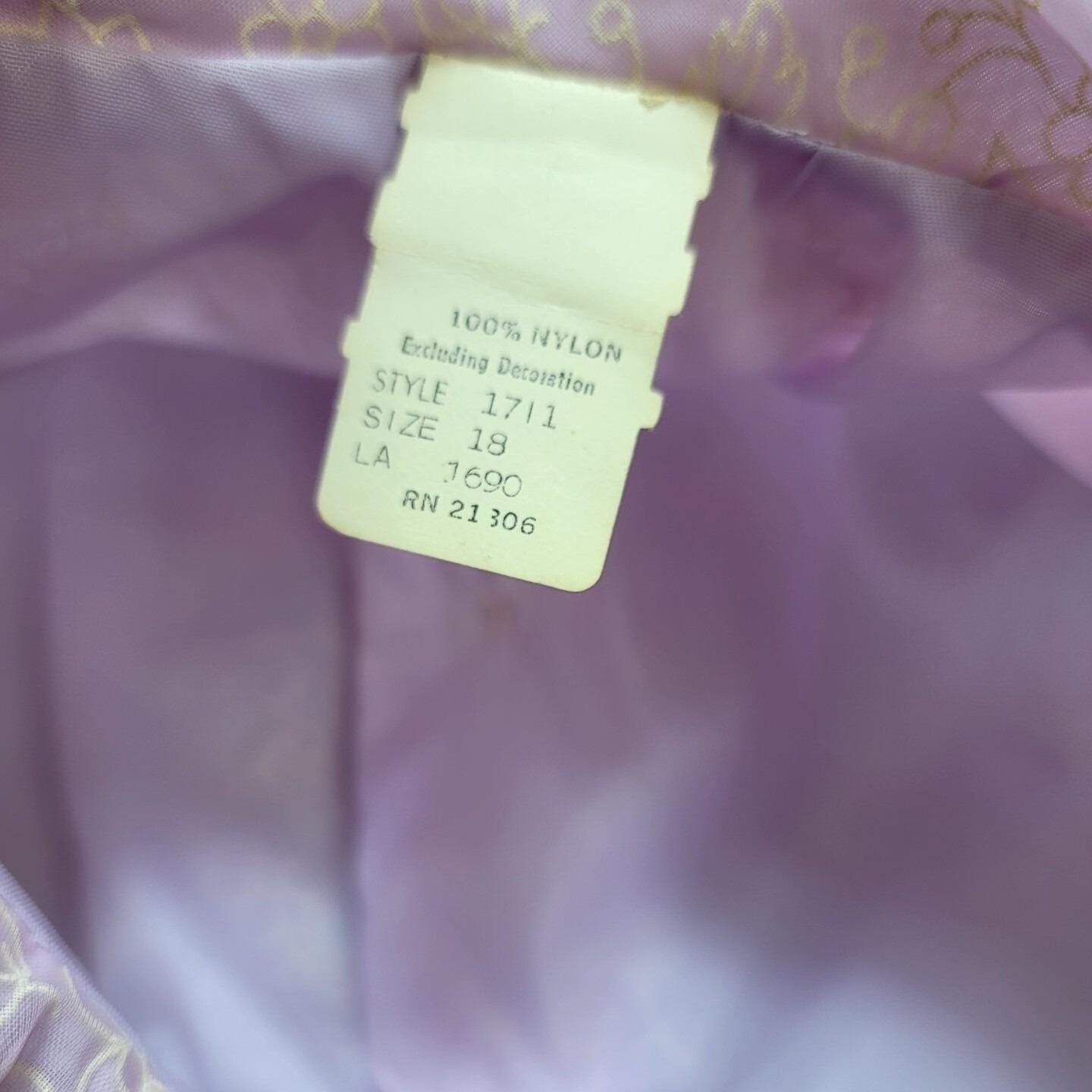 Vintage 1950s Lavender Floral Nylon Robe Lace Trim Button Front Housecoat 18