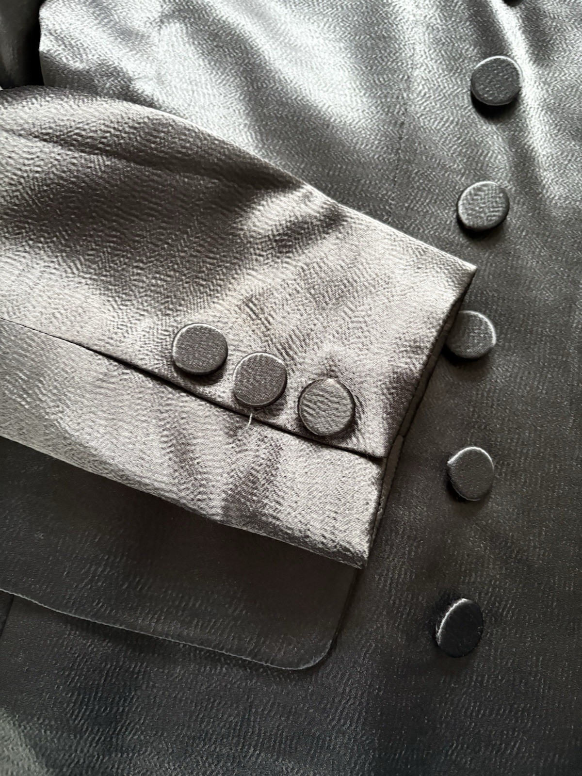 Vintage Mary McFadden Suit Silver Tuxedo Pantsuit Blazer Pants Size 8 “House 91”