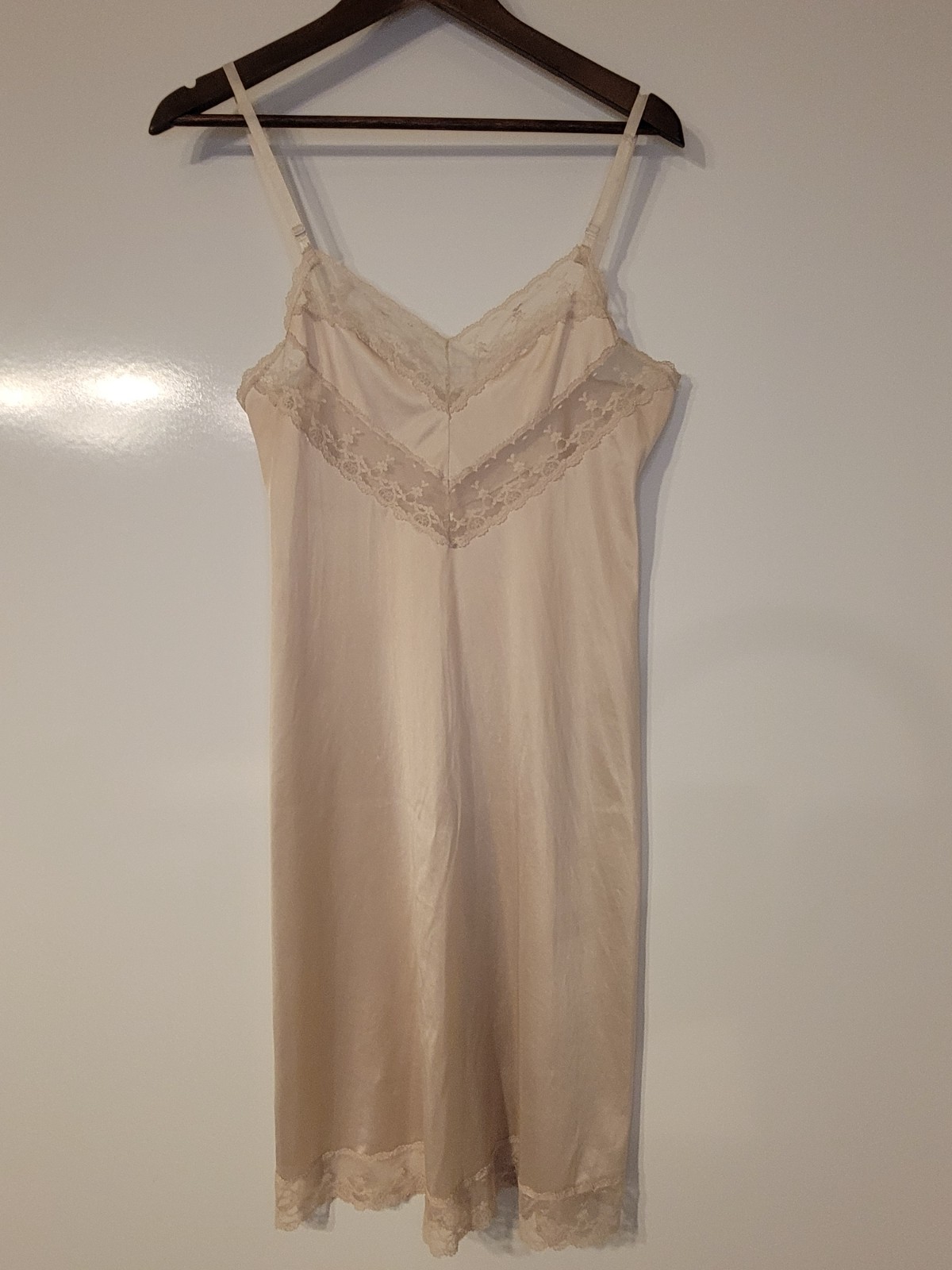 Formfit Slip Womens 34 (10-12) Tall Champagne Lace Adjustable Strap VINTAGE