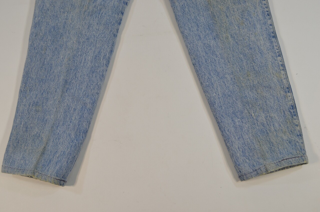 Vintage 80’s Levi’s Women’s Jeans Light Wash Denim Size 9 Made in USA