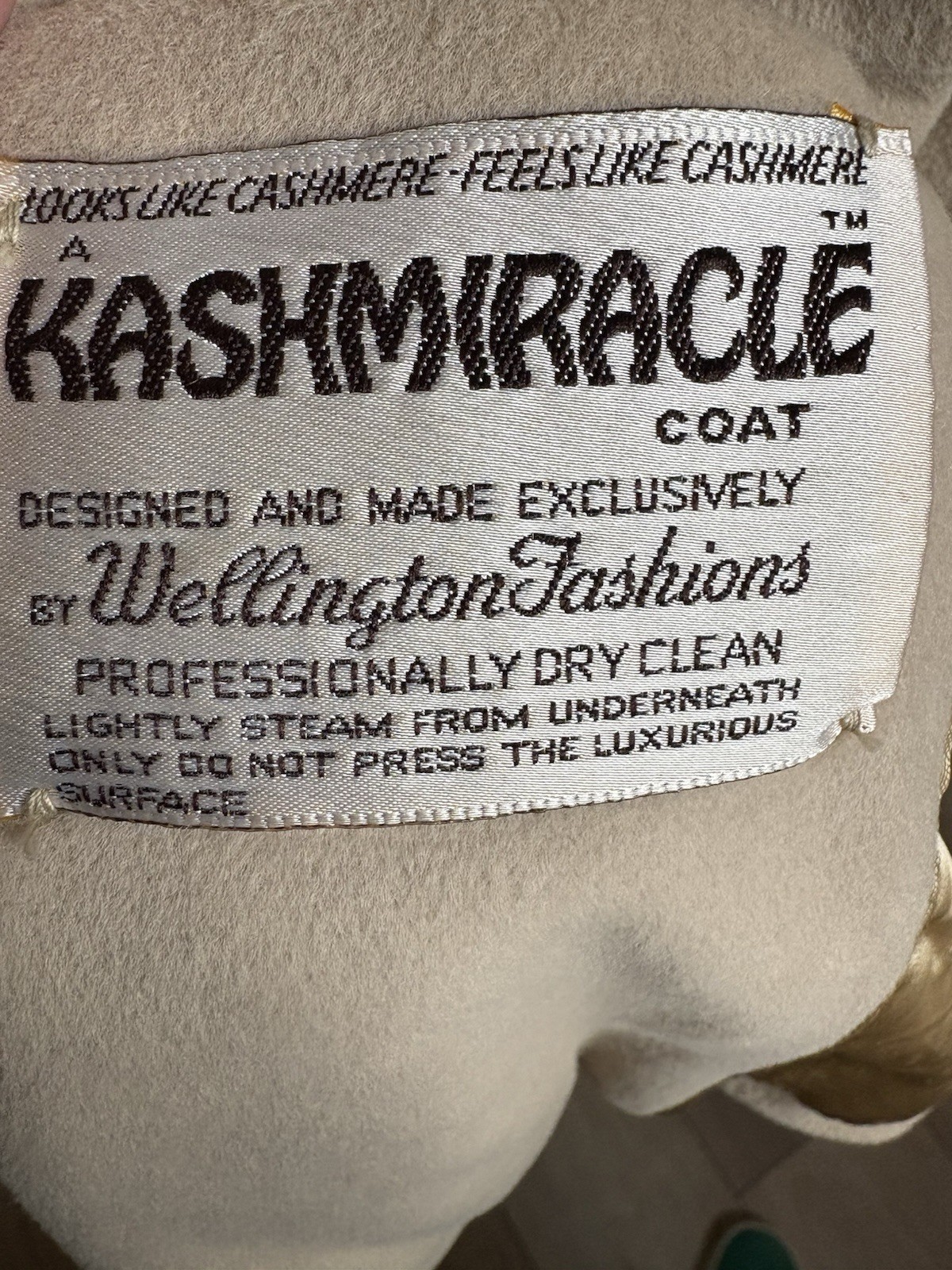 Vintage Kashmiracle Cashmere Coat Beige USA Made Wellington Fashions