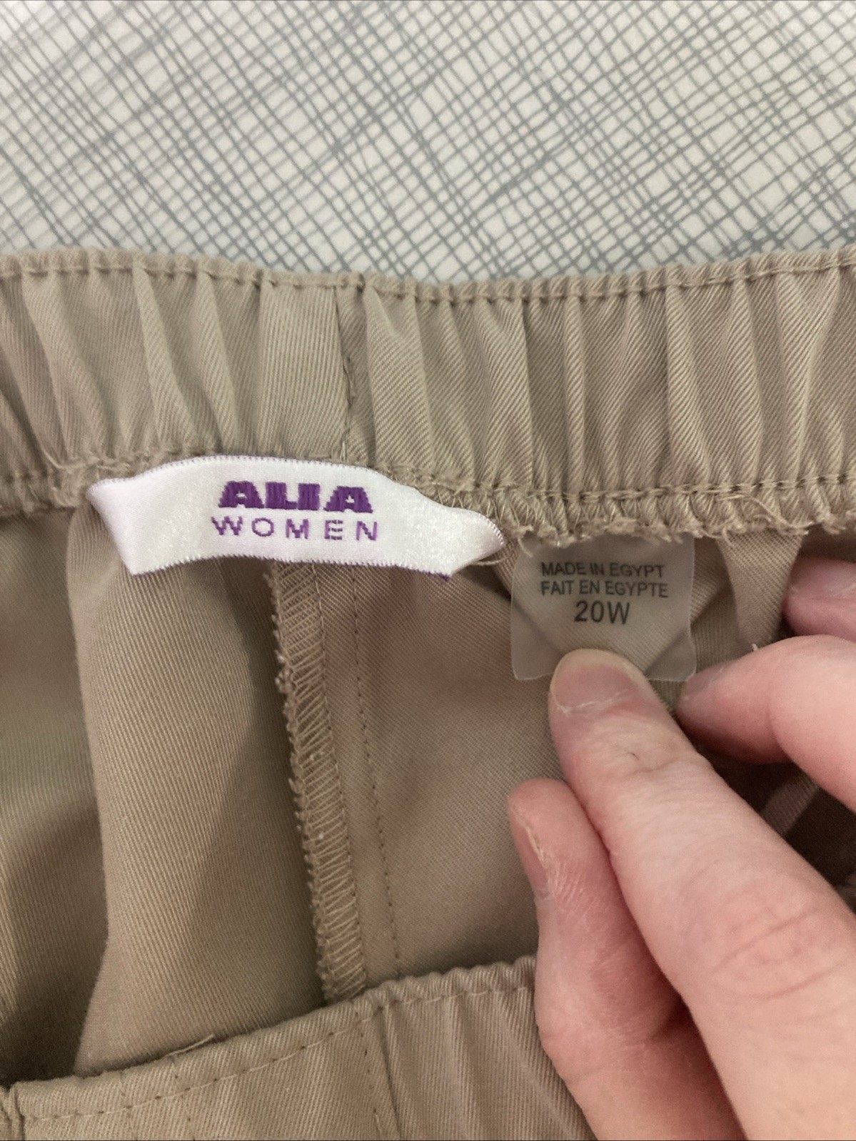 Alia Vtg 90s Y2K Women 20W Beige Capri Pants Grannycore Elastic Waist Plus Poly