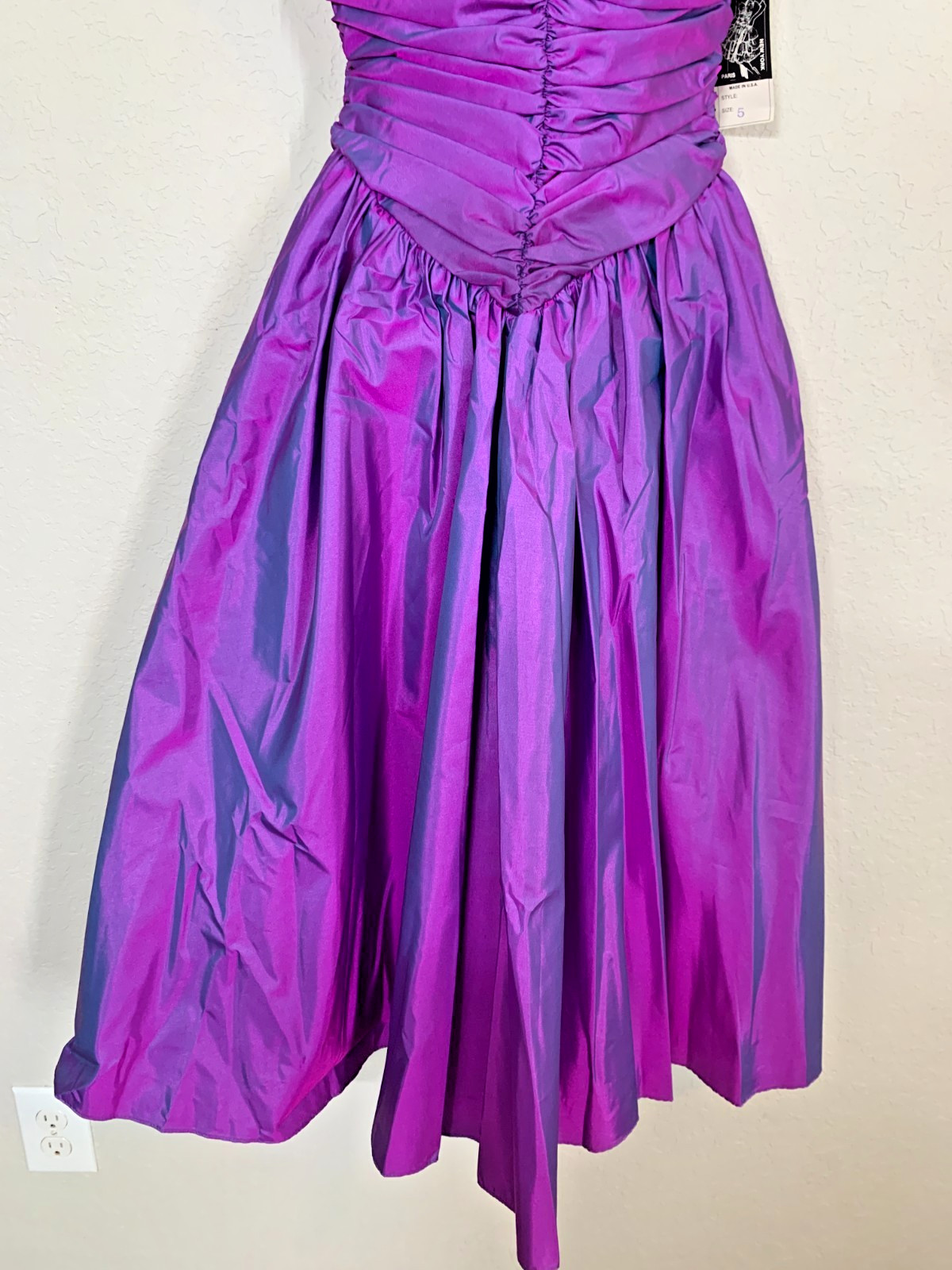 1980s Prom Dress Vintage Size 5 Purple Iridescent Princess Glam Party Deadstock