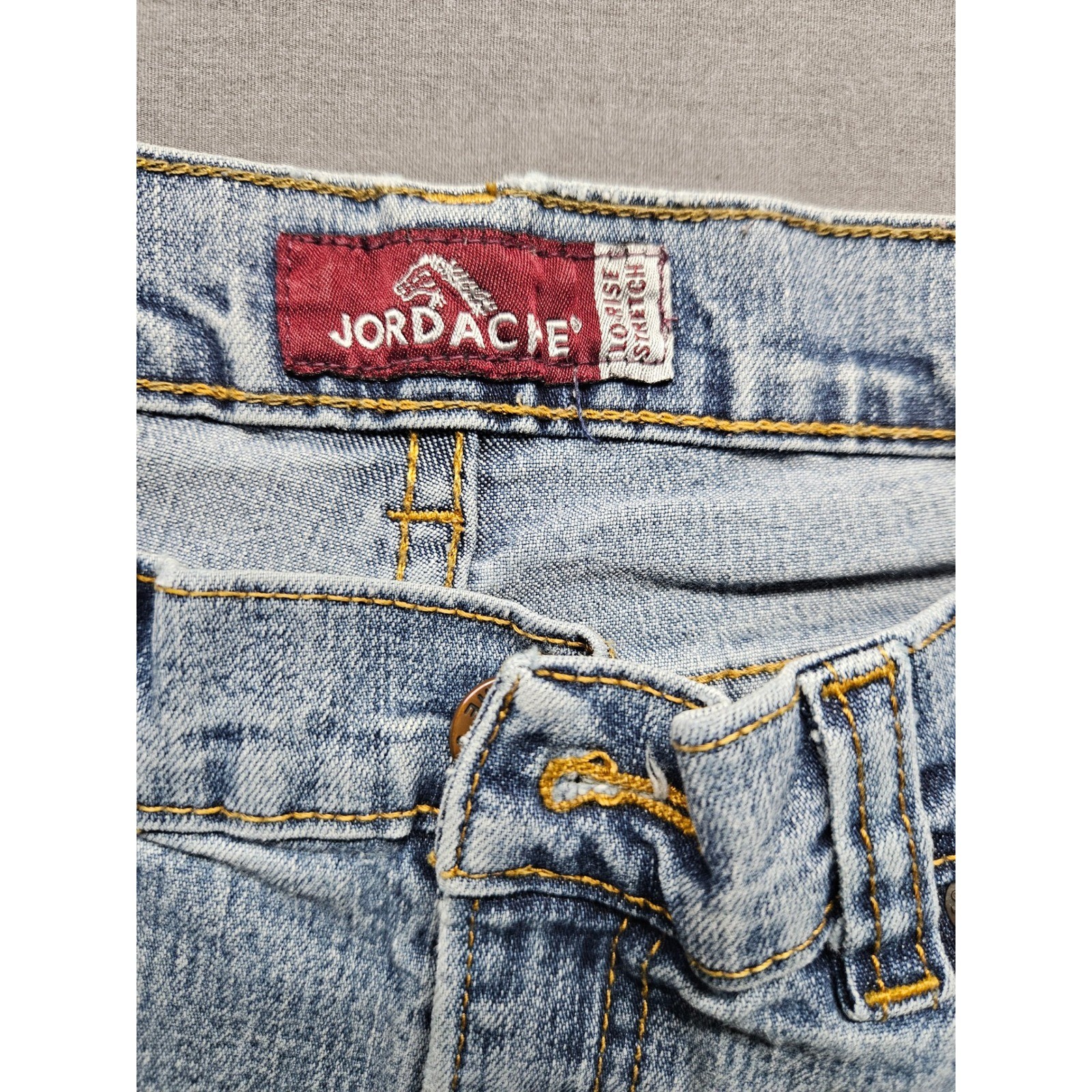 Jordache Low Rise Stretch Jeans Light Wash Denim Slim Fit Vintage Style