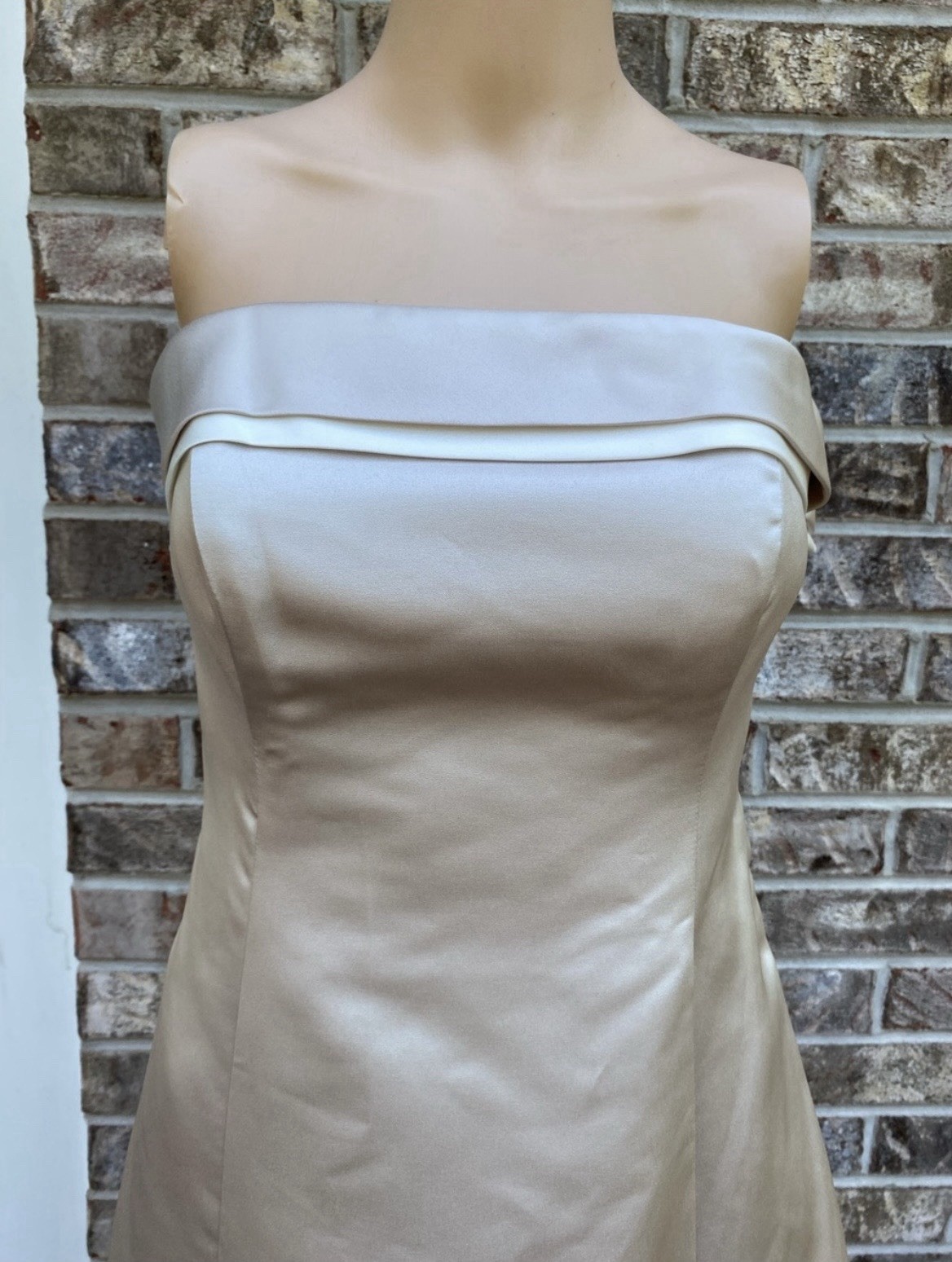Vintage 90s Michaelangelo Strapless Satin Gown in Cream Size 6