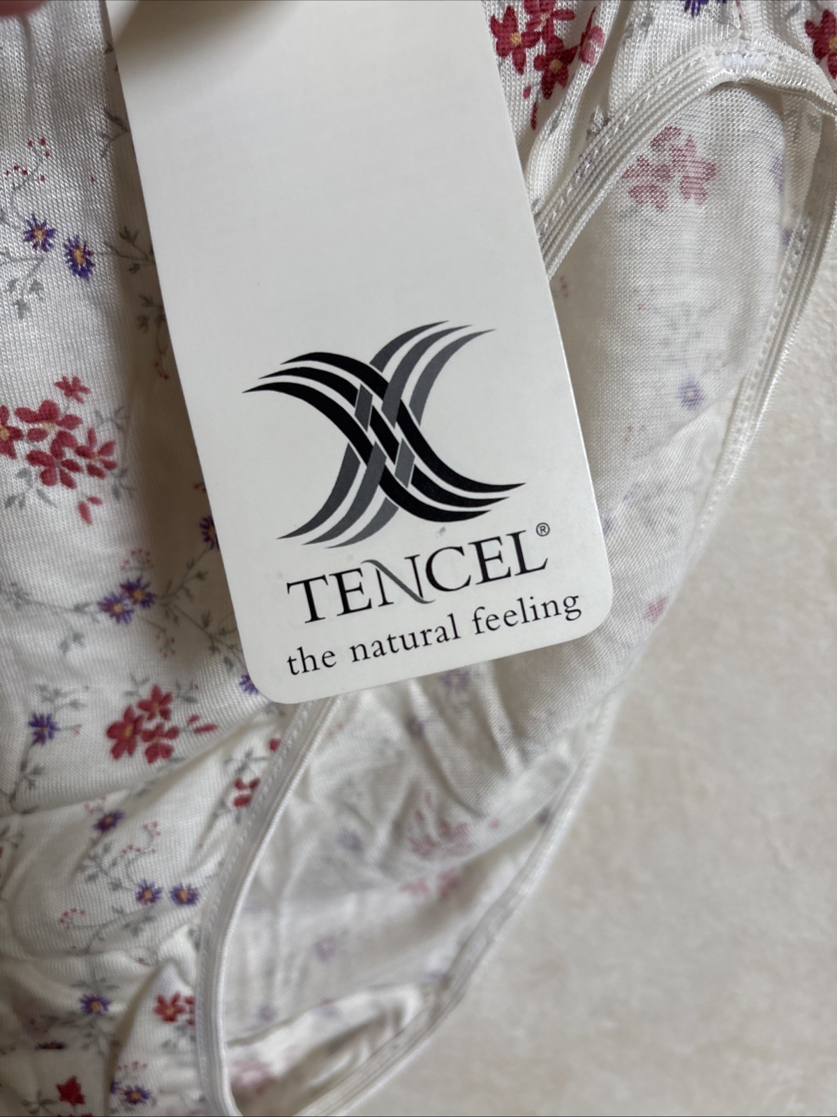 VTG rare nos Fruit of the Loom hicut Panties made of tencel Floral Briefs