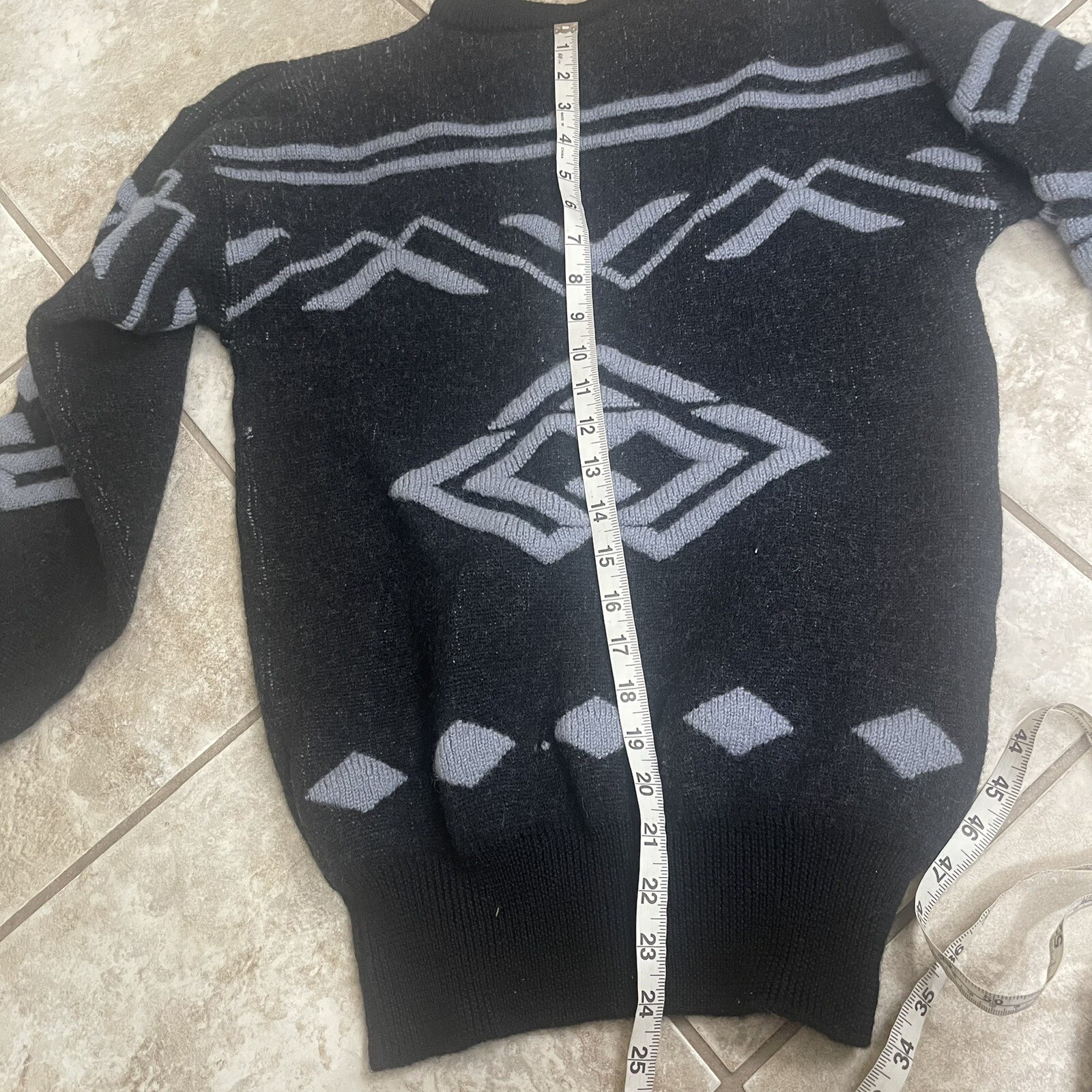 WOMENS MEISTER SKI SWEATER Hong Hong SZ L HONG KONG 100% New Wool Grey Black ?