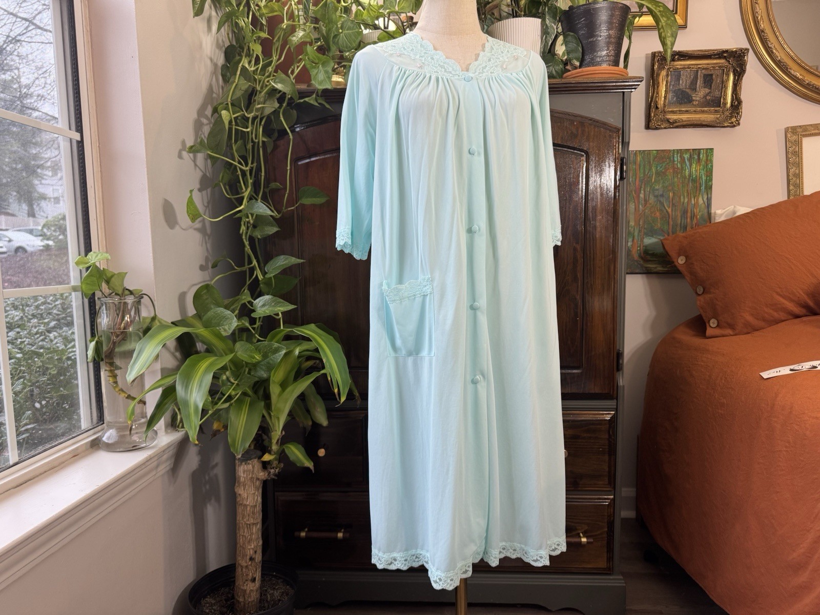 M Shadowline Lace Embroidered Tea Roses Mint Blue Silky Satin Robe Button Pocket