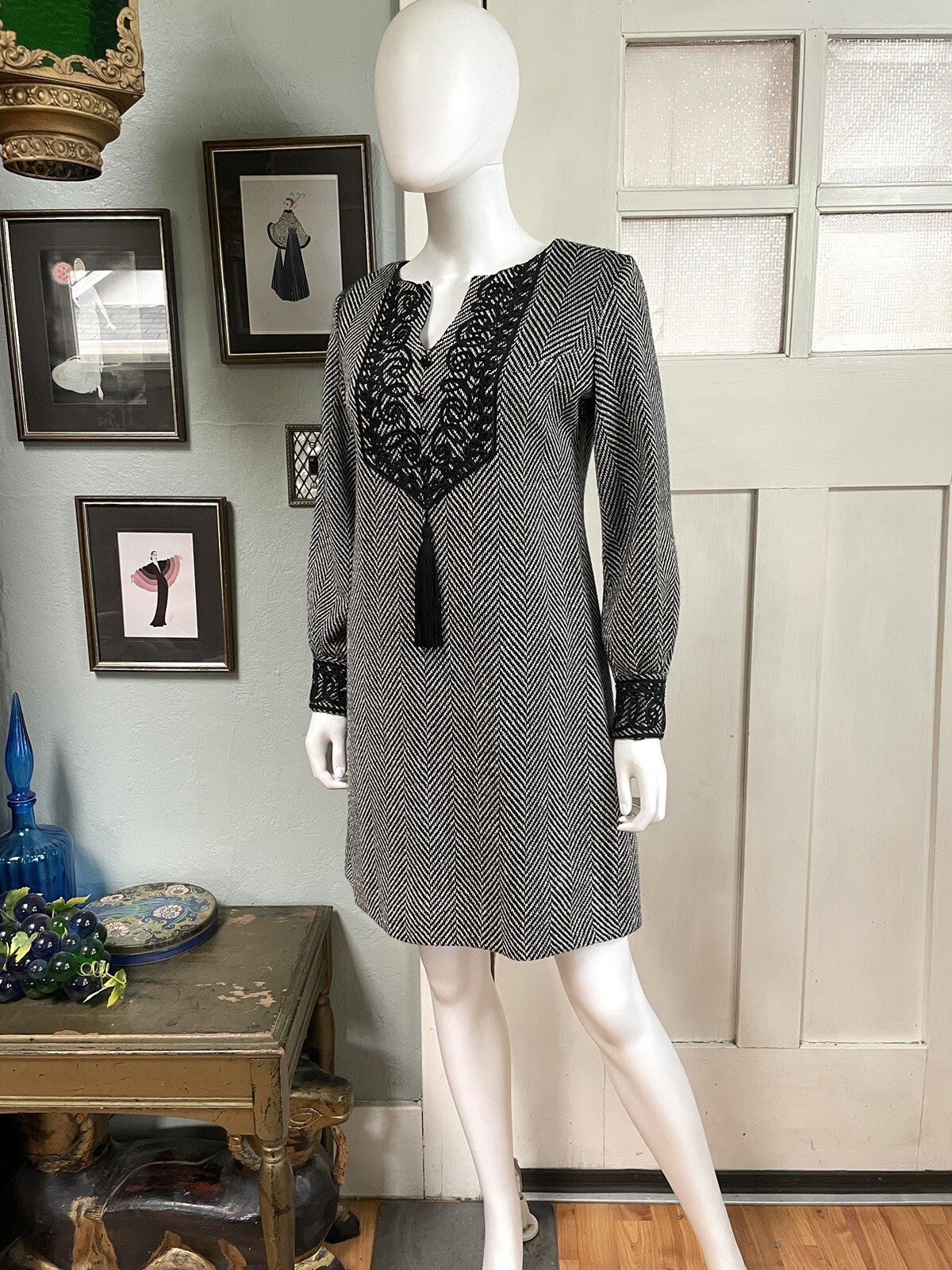Vintage 60s Small/Med California Charmer black and white herringbone shift Dress