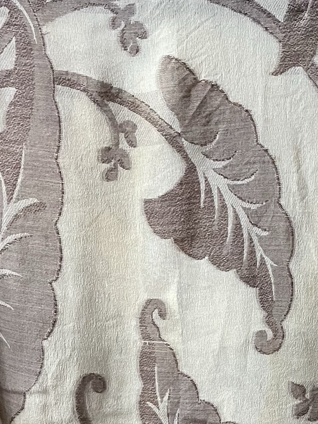 Tamotsu NY Vintage Silk Blouse- Rare Find, Floral Print Size small, Very Good !