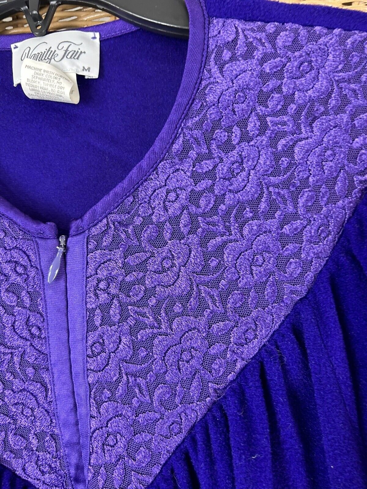 VTG VANITY FAIR Half Zip Fleece Sz Med Purple Embossed Robe Lounger House Coat