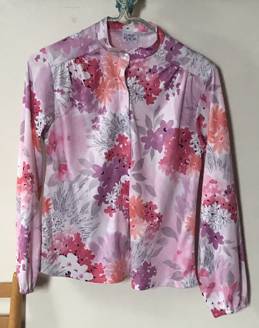 Vtg Classic Fashion S Lightweight Polyester Blouse Pink Purple Floral Granny USA