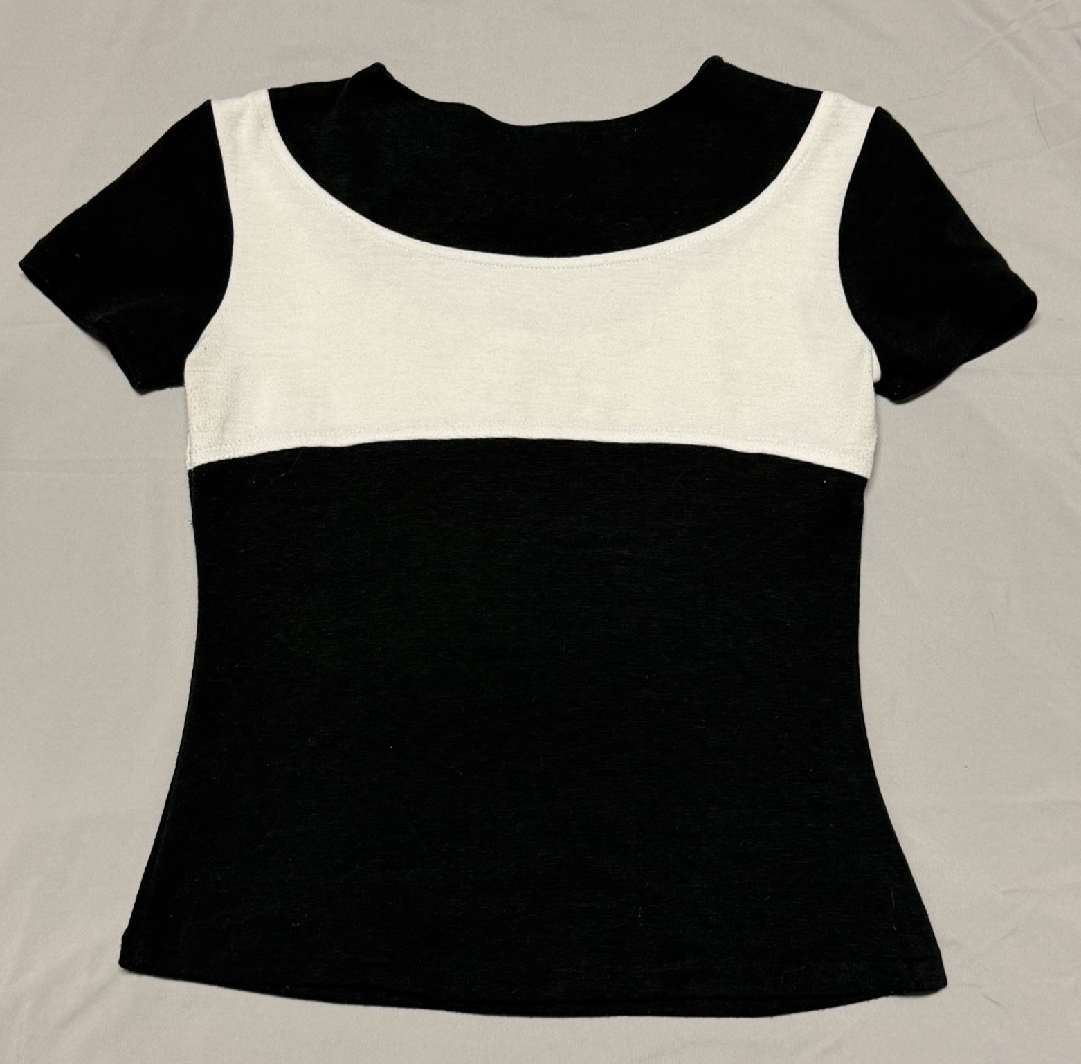 Vintage 90s Baby Tee Black White Stretch Knit Cutout Top Y2K Fitted