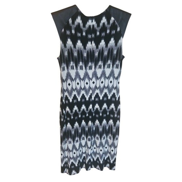 Karen Kane Stretch Knit Dress Lamb Leather Shoulders Size Small