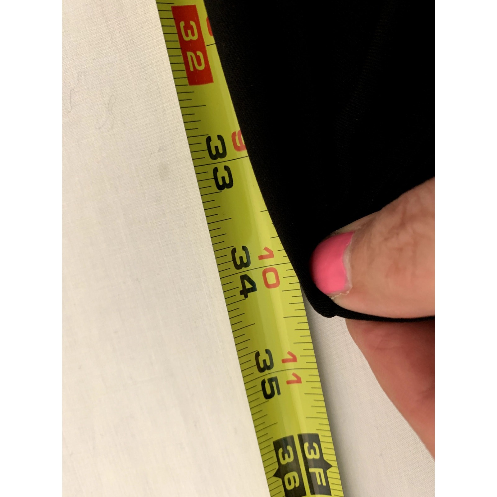 Tahari Black Flat Front Ladies Slacks SIZE 8
