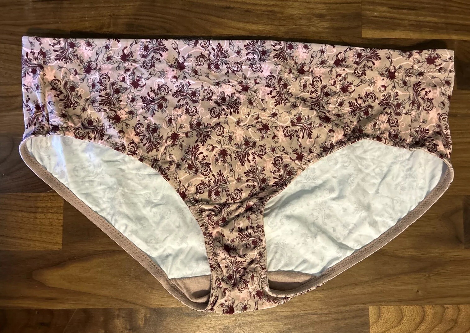 VANITY FAIR COLORFUL SILKY SOFT & SILKY SPANDEX BIKINI PANTY 9/2XL
