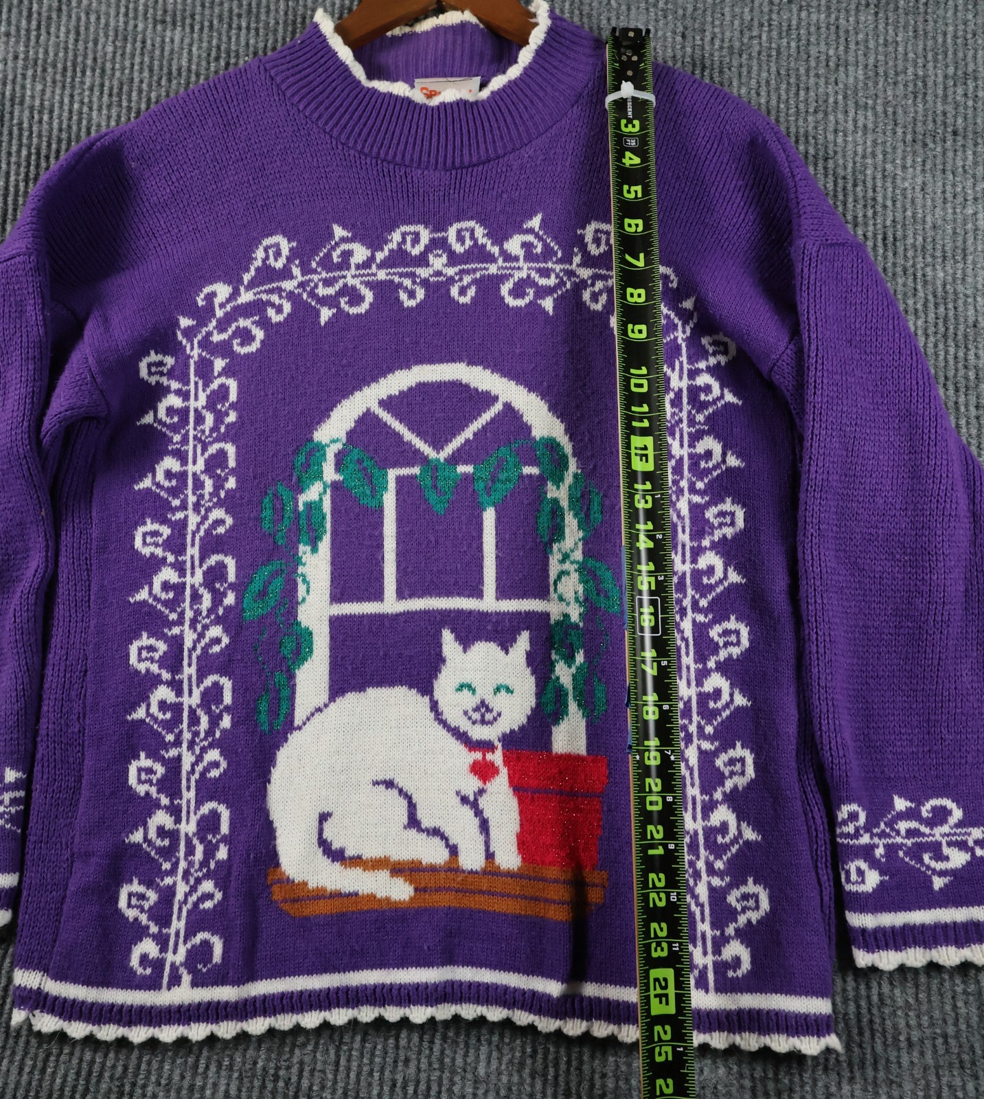 Vintage Spunky Womens Purple Cat Sweater 80s Window Novelty Knit Top Size Large