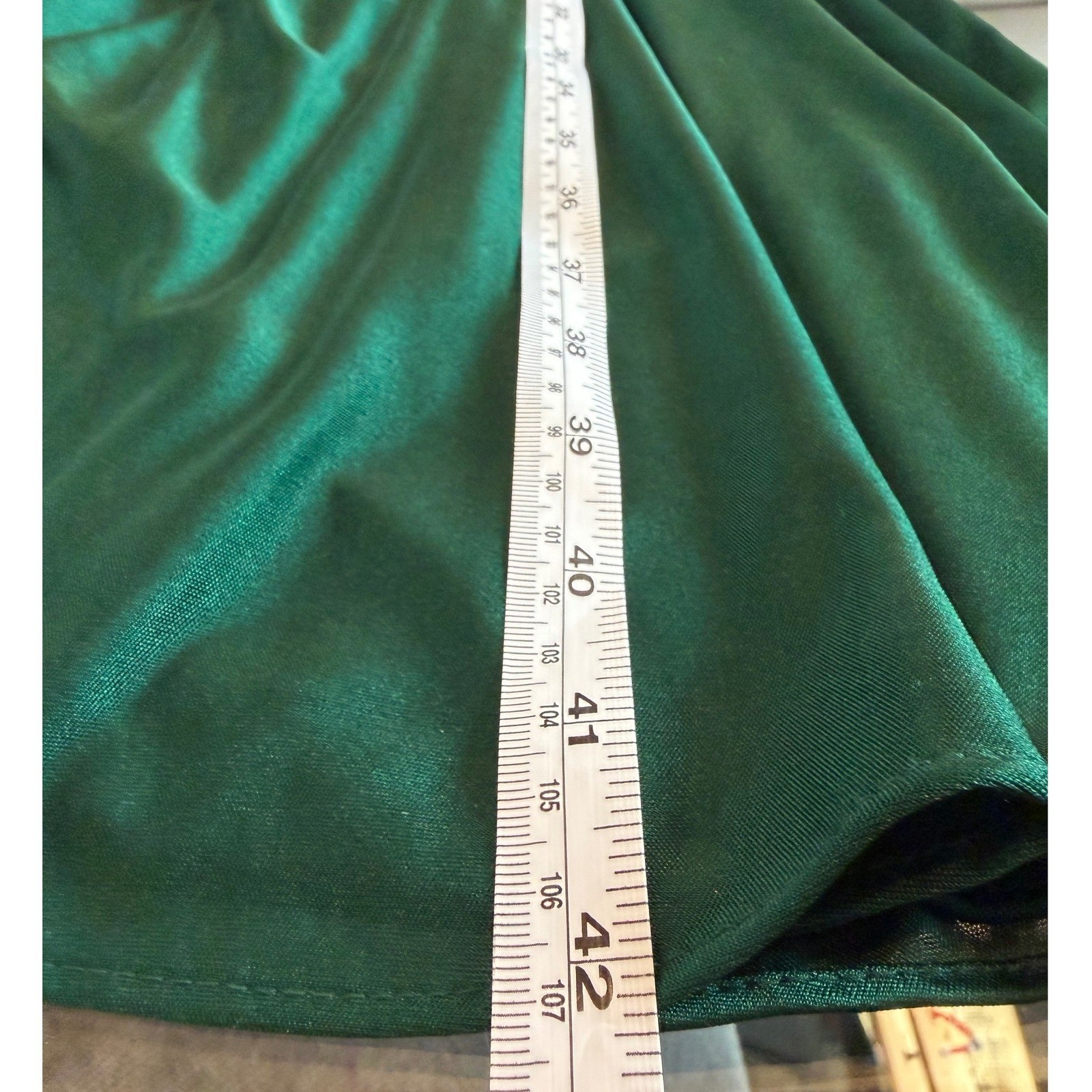 VTG Filigree Ltd Emerald Green Ruched V-Neck Midi Dress 80s Made in USA Size 8