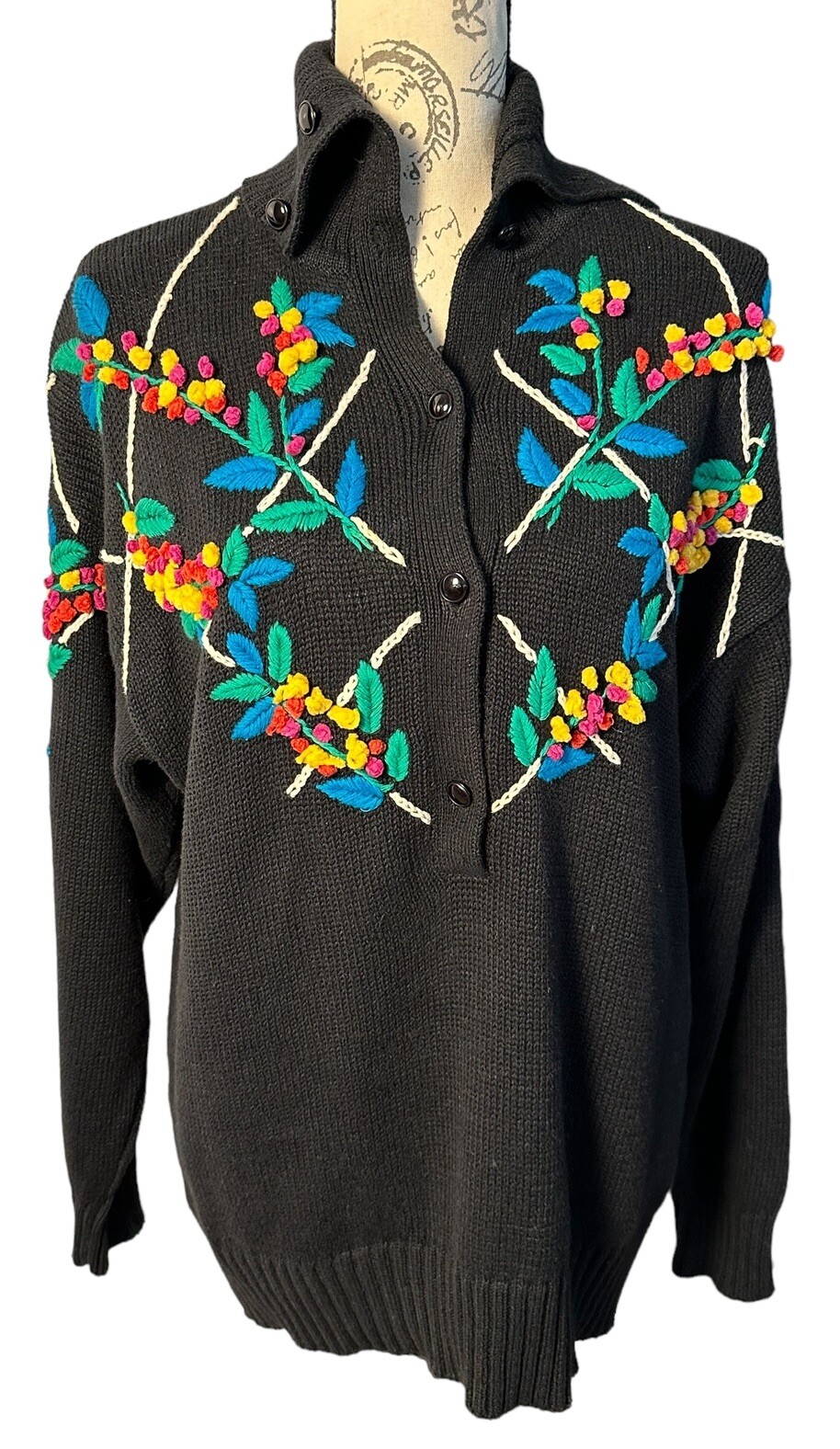 Vintage IB Diffusion Womans Black Cotton Sweater Colorful Multi Color Floral Med