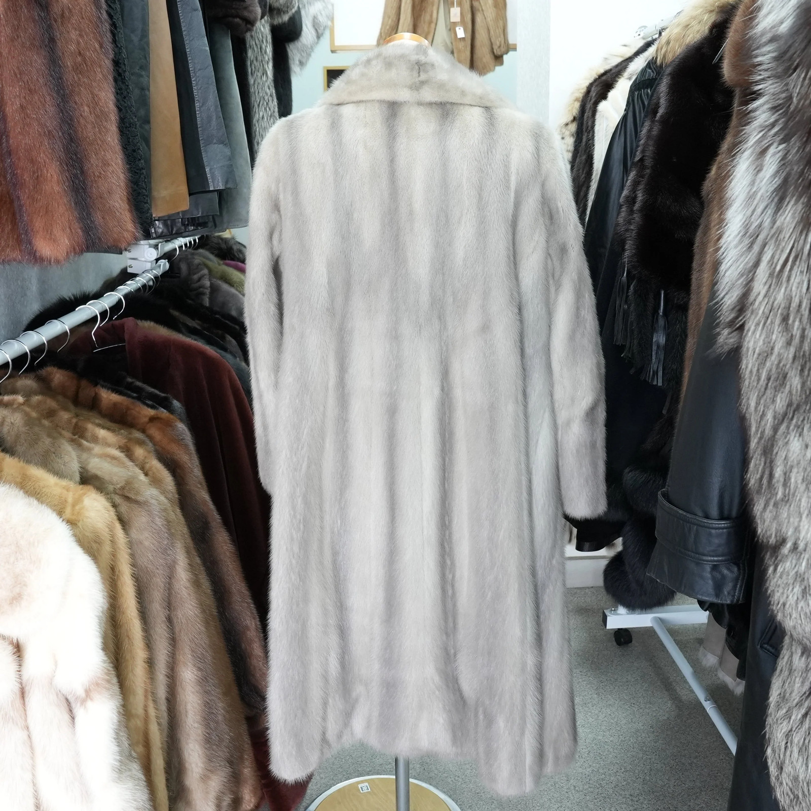 Sapphire Mink Long Coat A-LINE – Genuine Vintage Fur From Japan