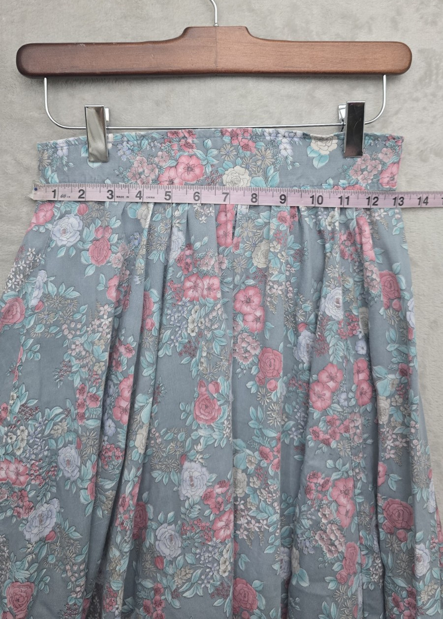 Vintage 80s Kayo of California Floral Midi Skirt Blue Gray Trad Cottagecore