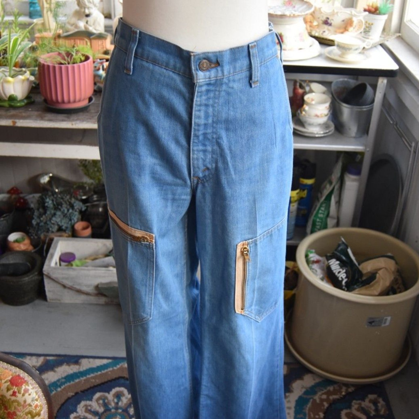 Vintage 70s Levi’s Orange Tab Wide Leg Cargo Jeans High Rise 32×27.5 USA