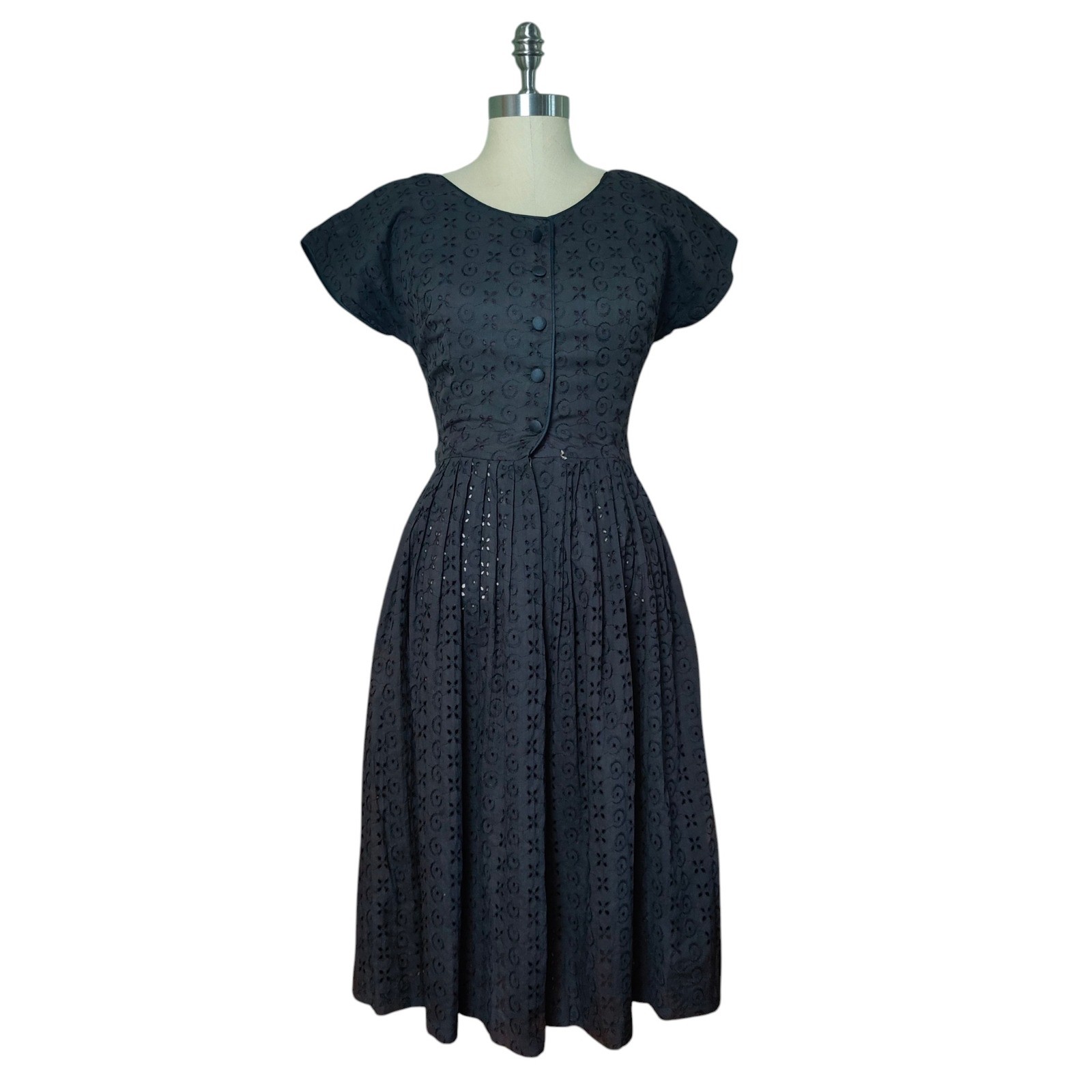 VTG 50s Cotton Eyelet Fit & Flare Shirtwaist Dress Black Button Front Rockabilly