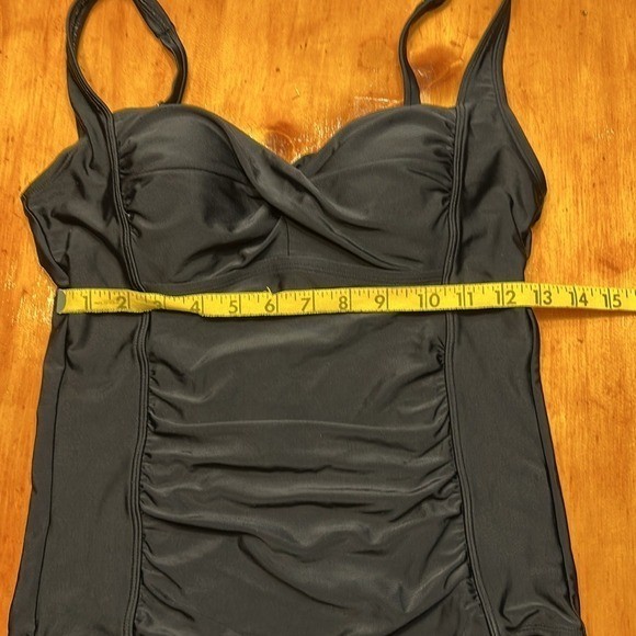Merona Retro Glam Classic Black Twist Front Ruched One Piece Swimsuit Padded