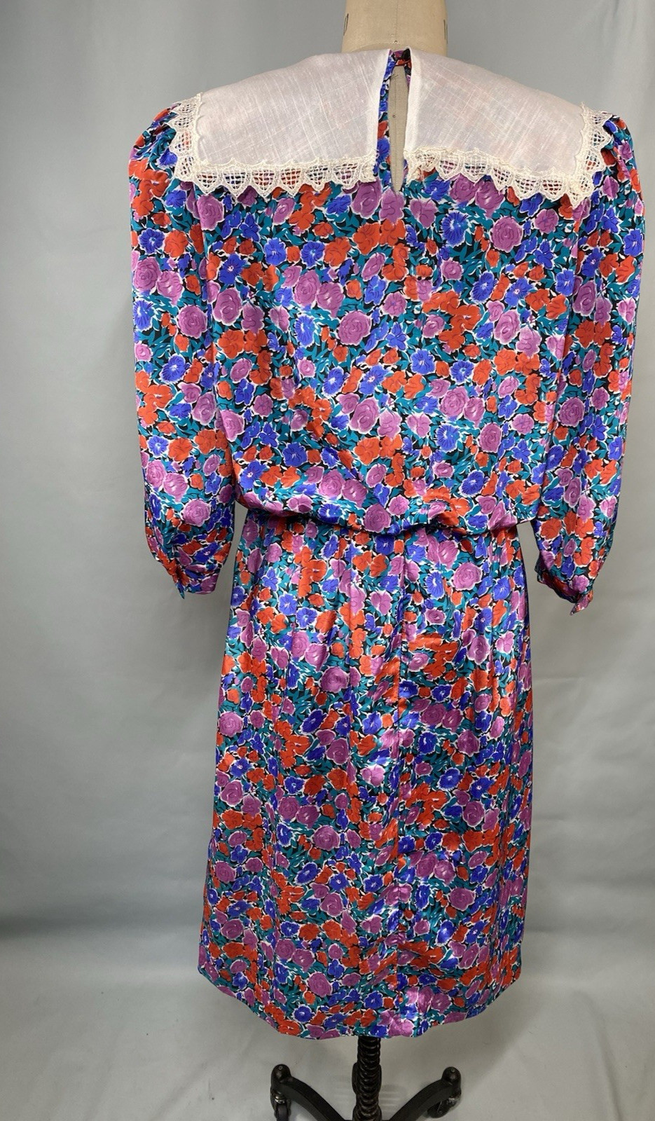 Vintage Dress SIZE LARGE 14 floral classic white collar 80s 90s modest LISA II