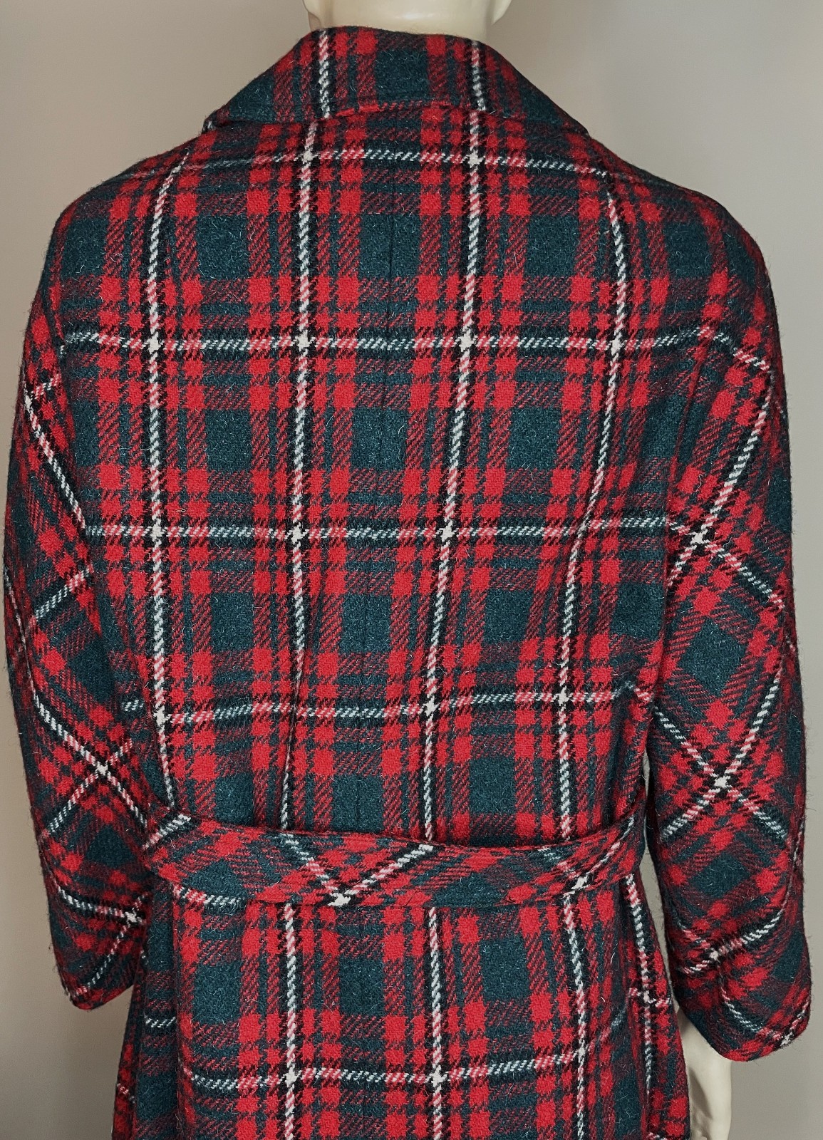 1950s Vintage Red Green Plaid Wool Scotland Harris Tweed Ladies Coat NOS S/M