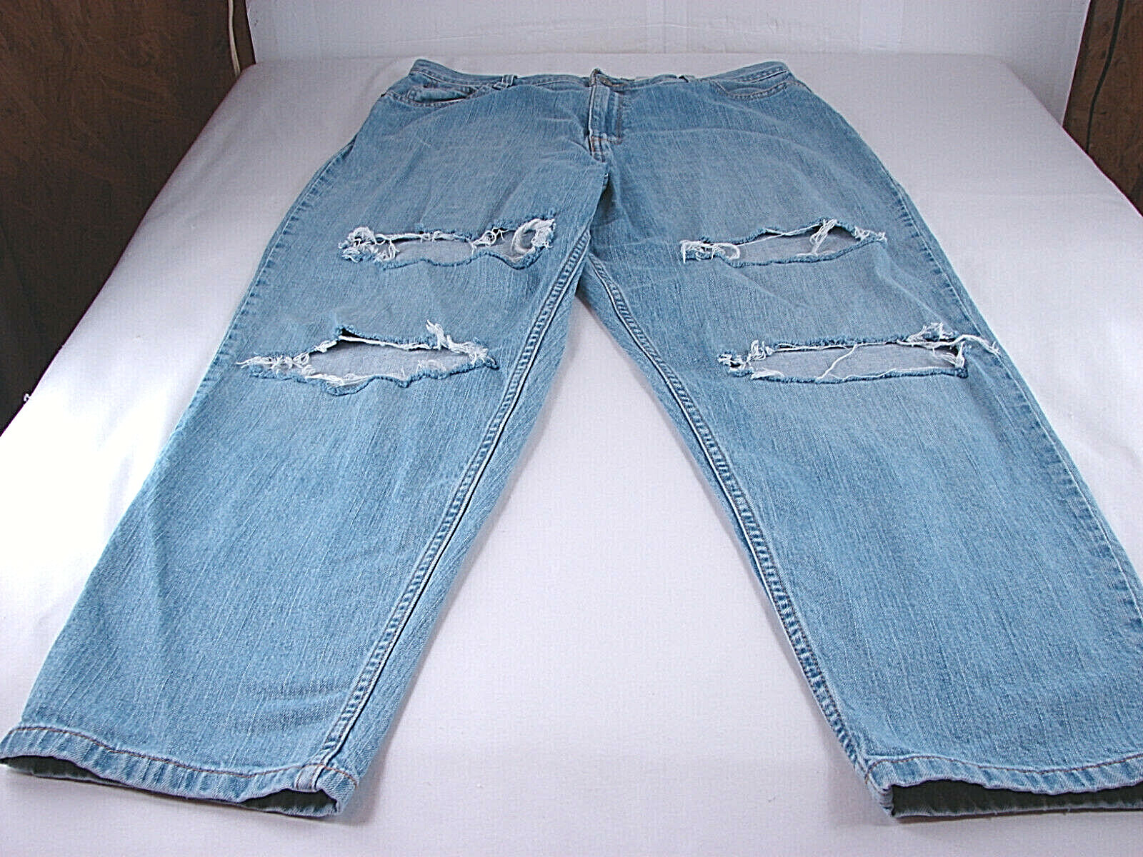 Eddie Bauer Distressed Mom Style High Waist Jeans 16P [34X27]