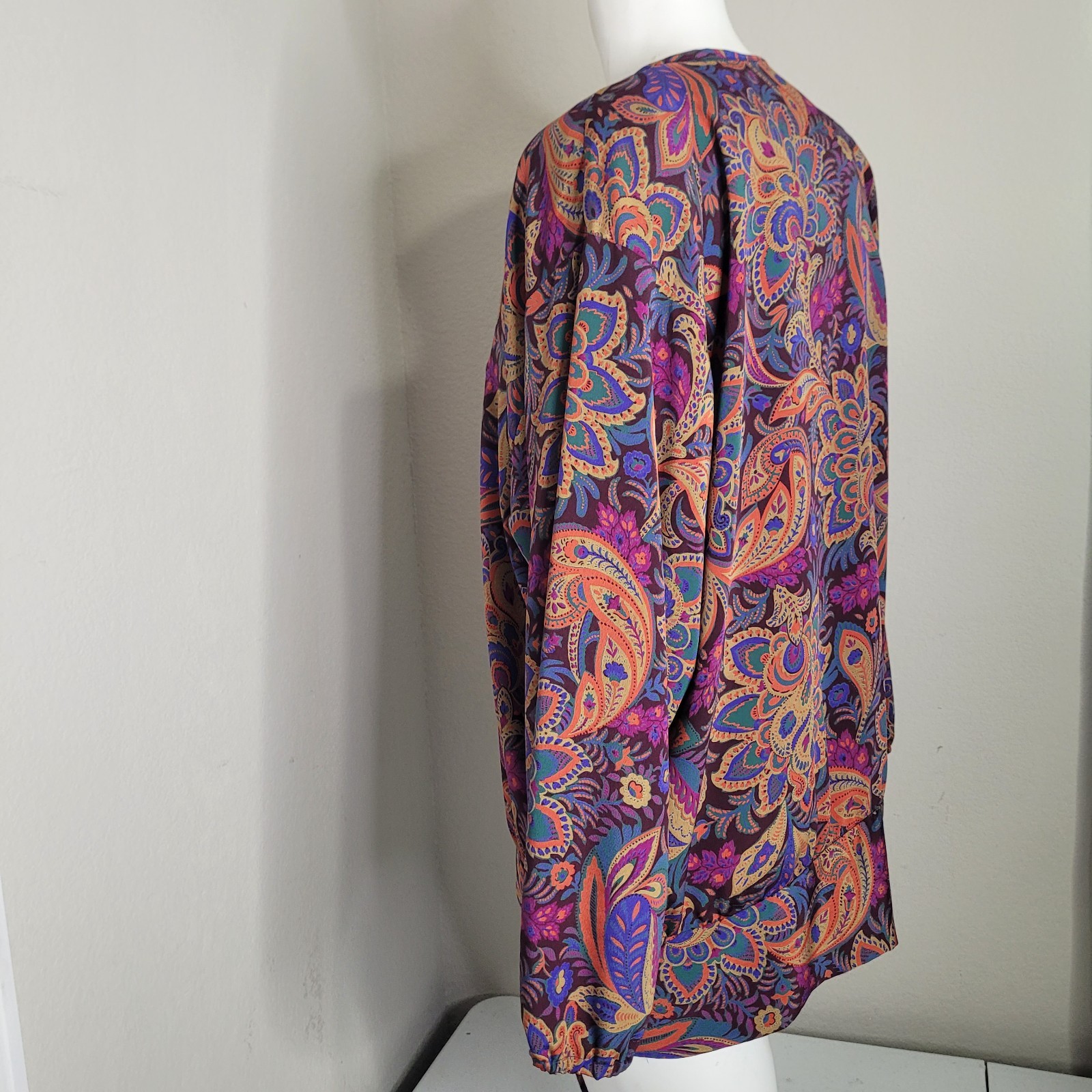 Willi of California M,L blouse shoulder pads paisley flower colorful tie button