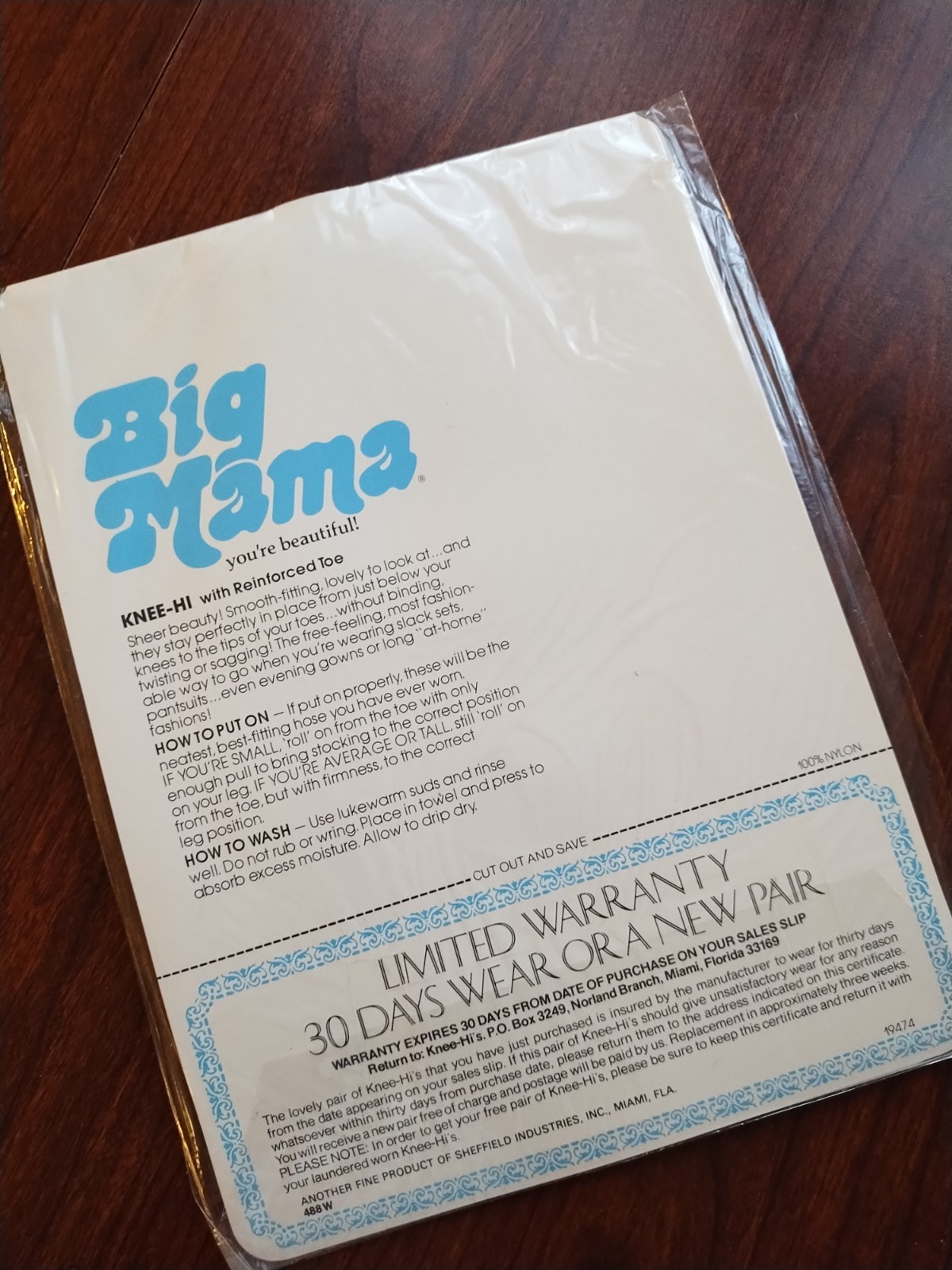 Vintage 1975 Big Mama Comfort Top Sheer Knee-Hi Beigetone-NIP- Fits 8 1/2-11