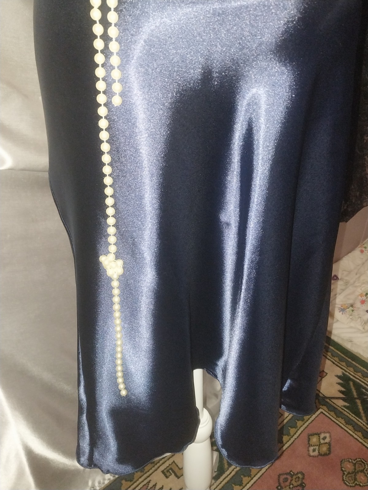 VTG SATIN SHINY LIQUID SLIT COWL DRAPE CASCADE NECK NEGLIGEE NIGHTGOWN NEW S