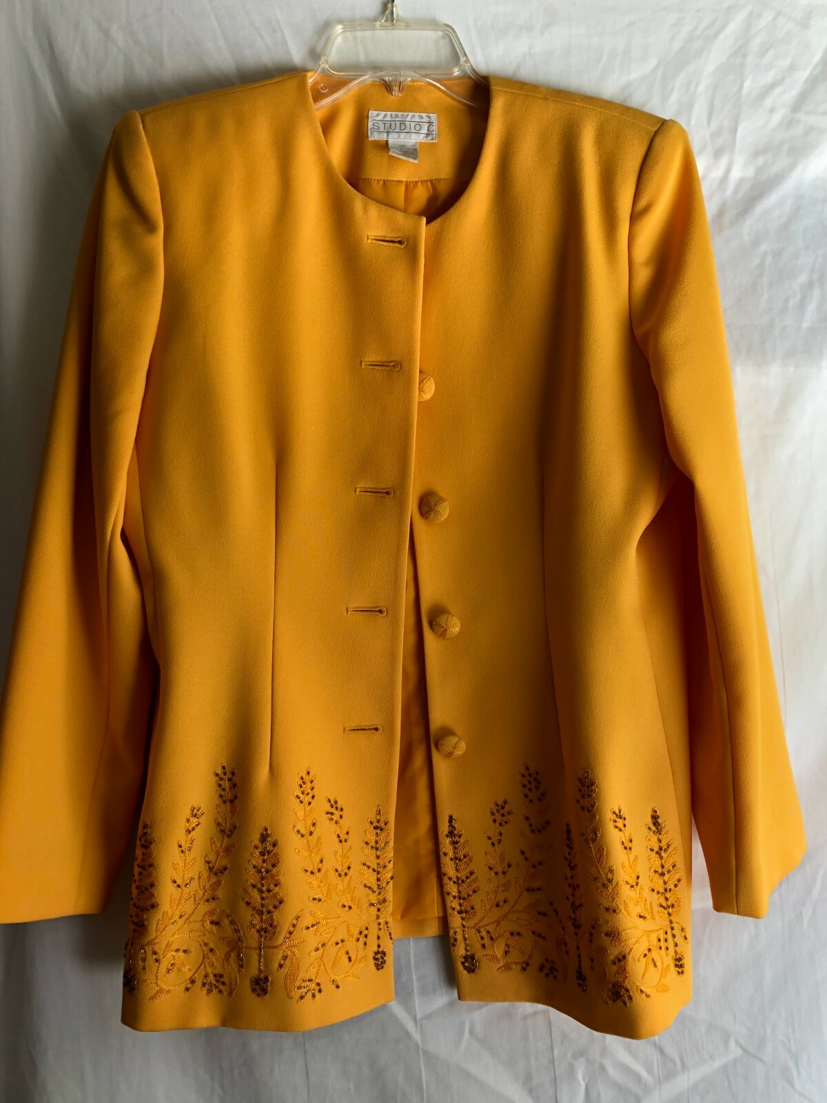 Vintage Yellow „Studio C” Suit – Sequence, lined, covered buttons, longer jacket