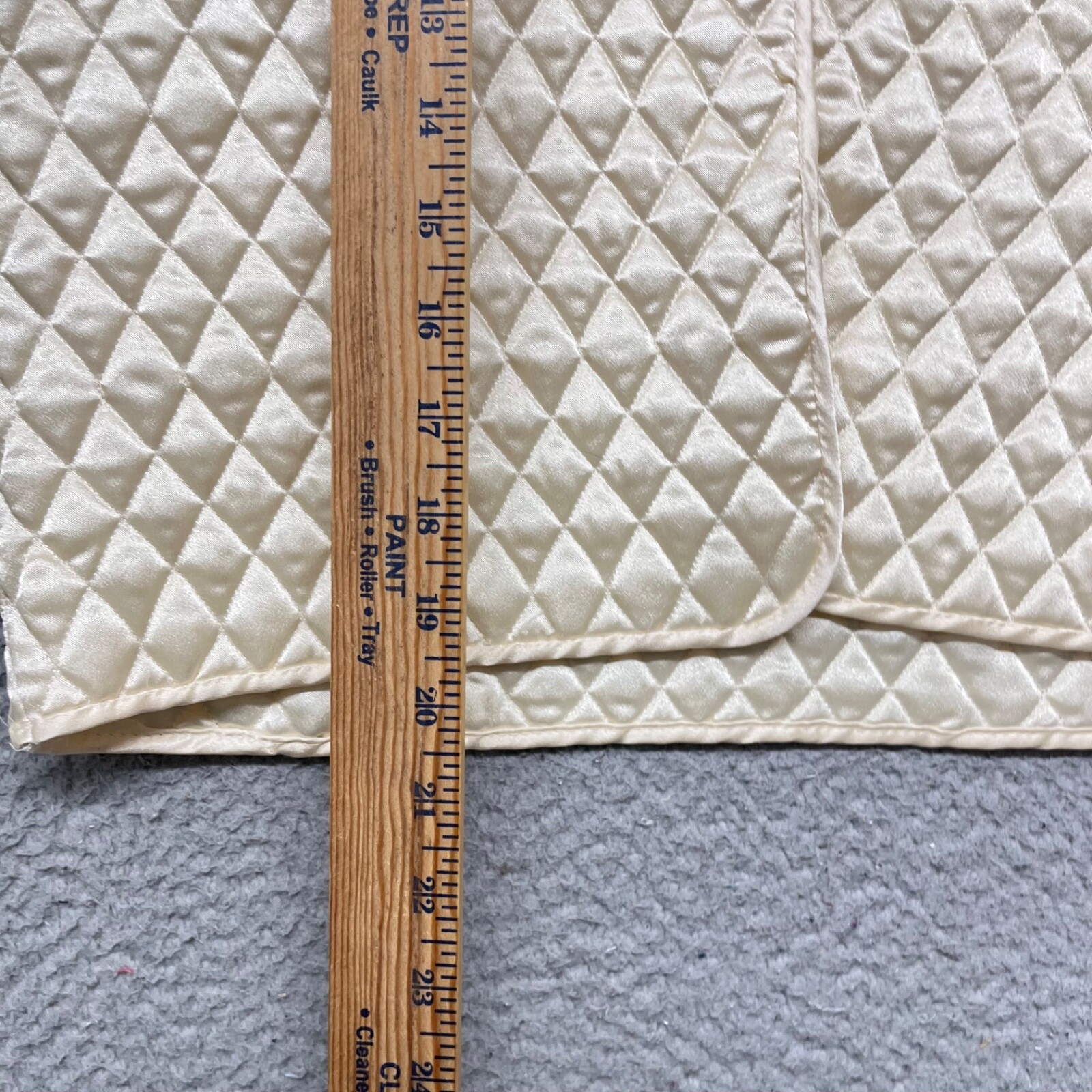 Papillon Paula Carbone Satin Jacket Womens Petite Ivory Quilted House Jacket