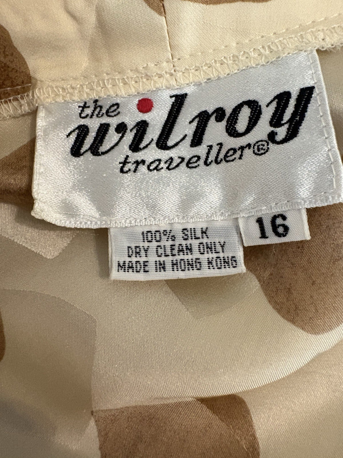 Vintage Wilroy Traveller 100% Silk Wrap Blouse Size 16 Ivory Tan