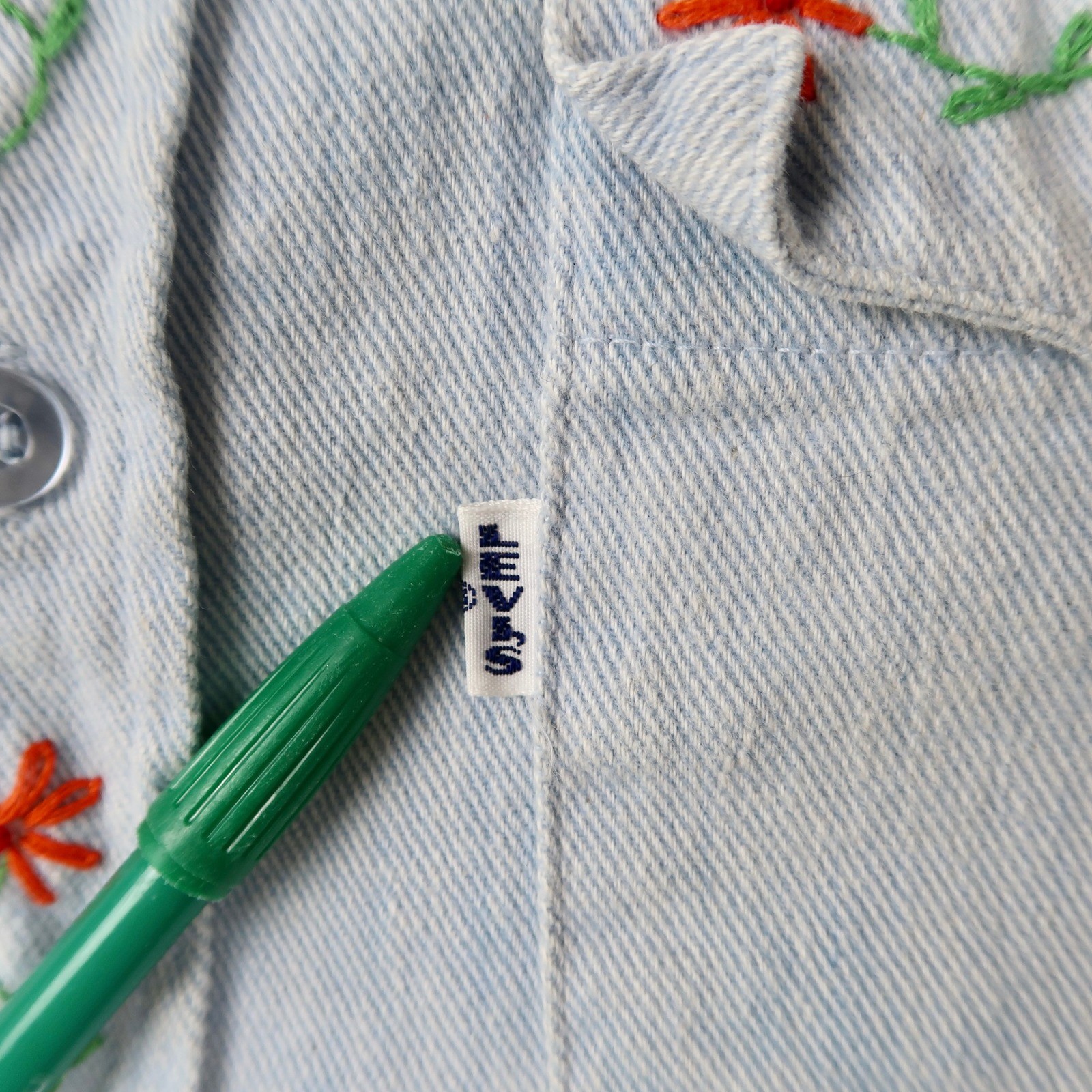 Vintage 70s Levis Big E Denim Shirt Womens M Floral Embroidered Western USA