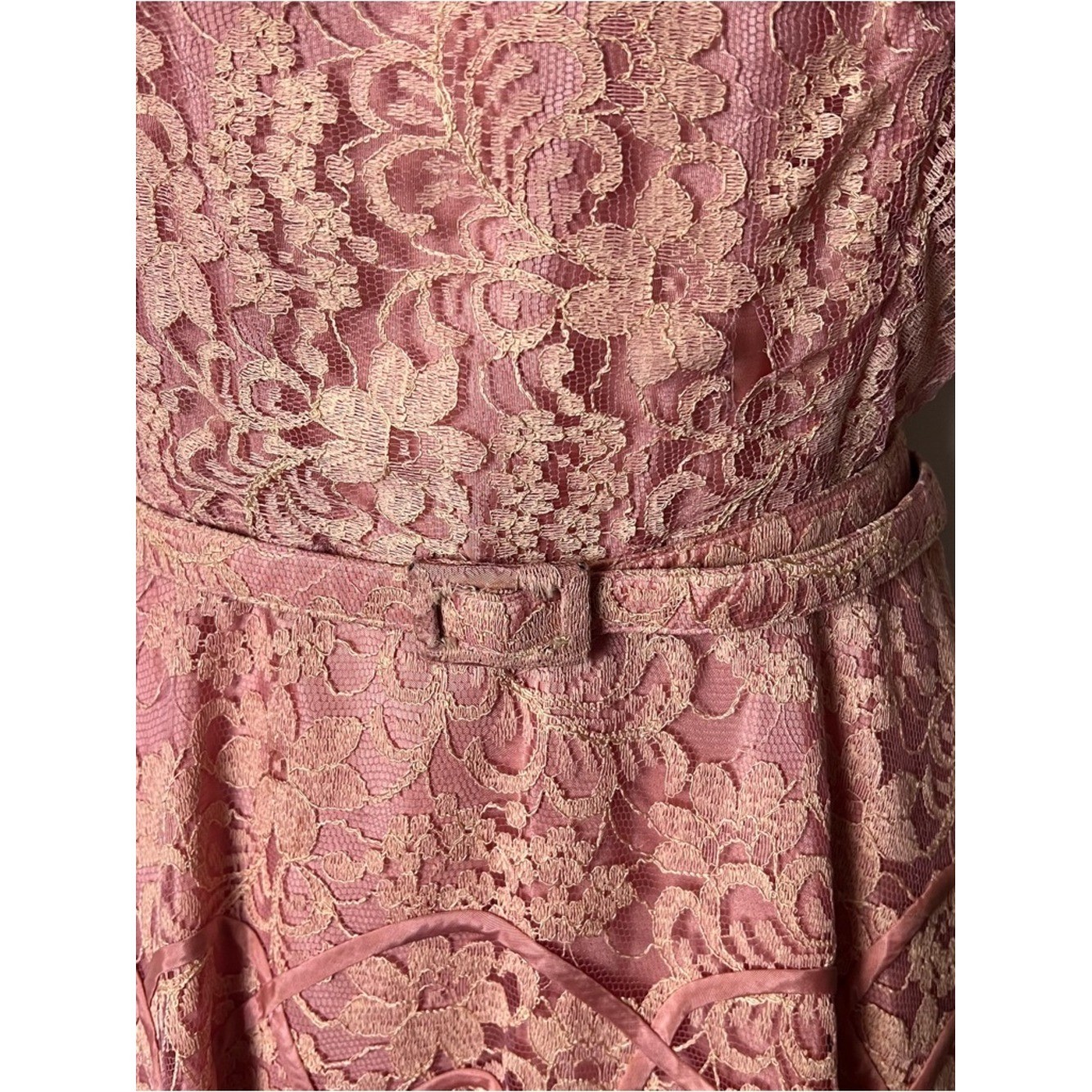 VTG 50s Gloria Swanson Forever Young Pink Lace Belted Party Tea Midi Dress Sz. M