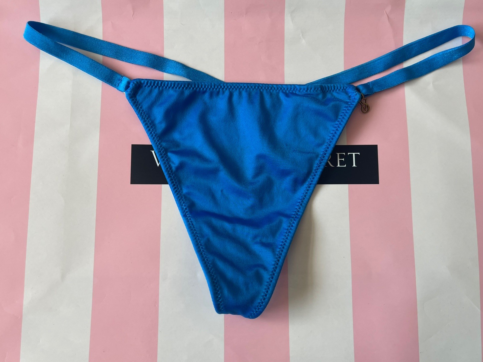 NWT 2011 Victoria’s Secret V-STRING, ELECTRIC BLUE- OS Silky-Smooth