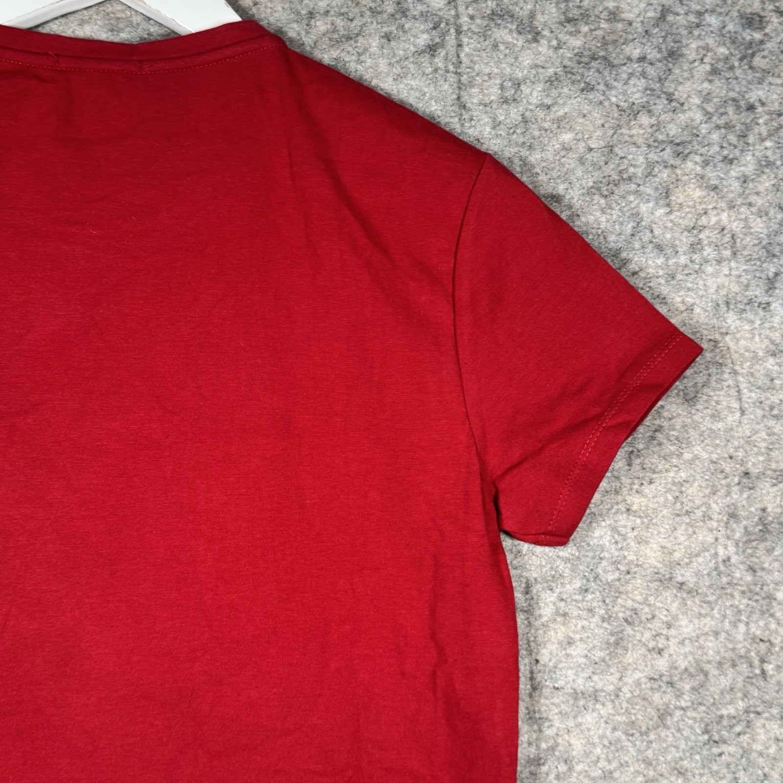 Vintage Y2K NWT Womens Versace Sport Logo Red Graphic T Shirt Size M 17×23