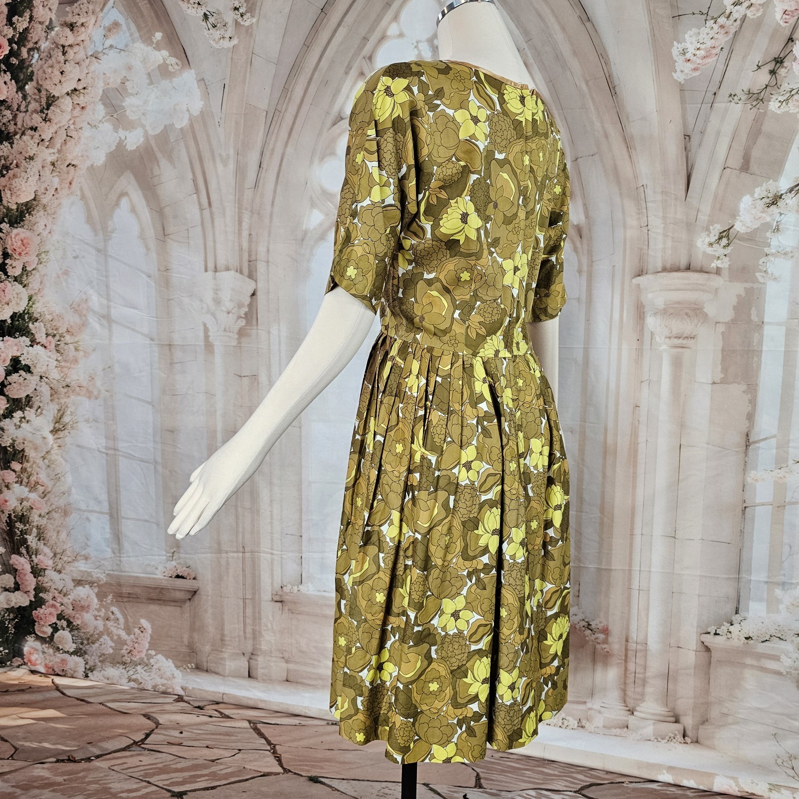 Vintage 1960’s Dress Mod Swing Half Sleeve Fit and Flare Bohemian Mustard Floral